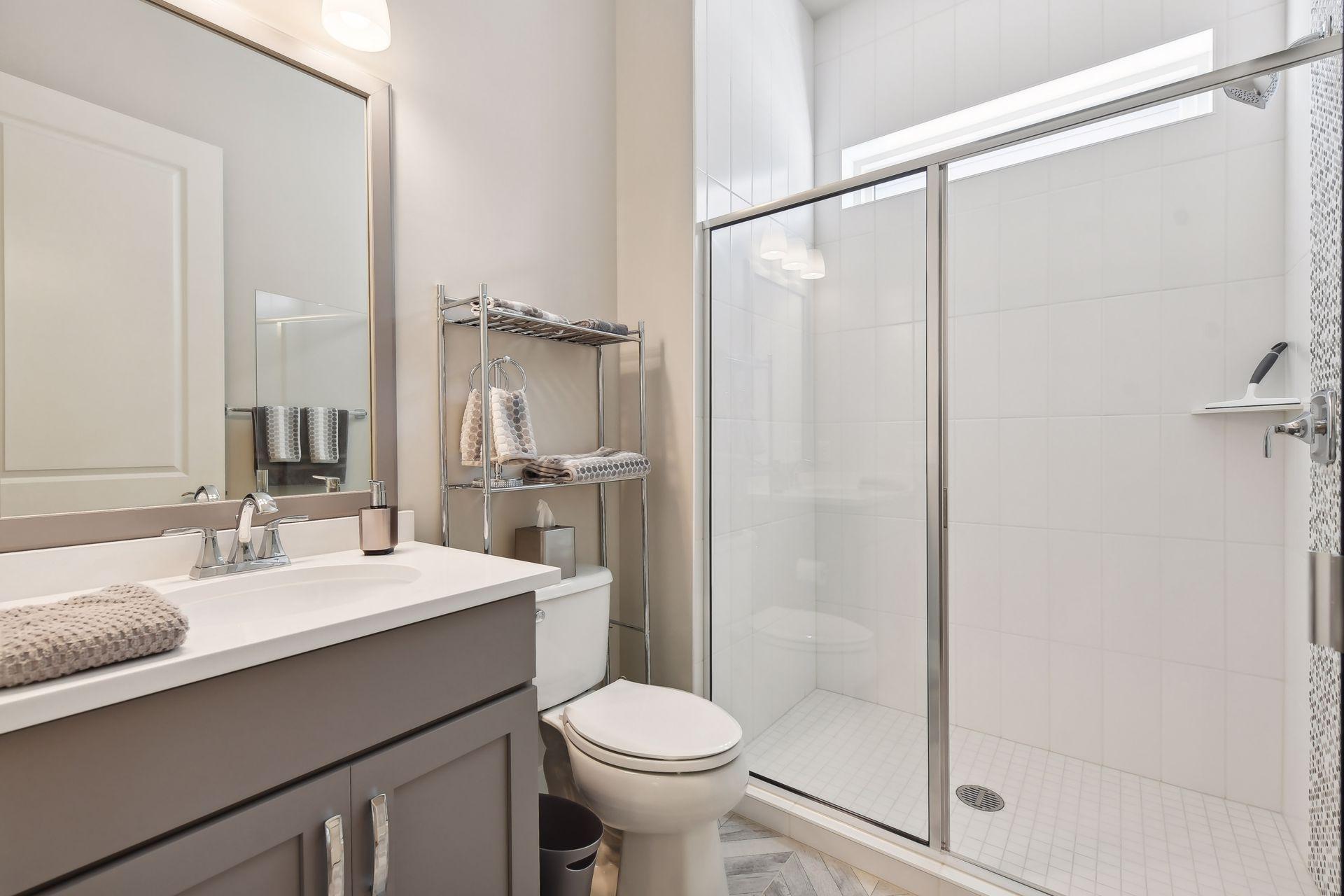 24545 Niblick Alcove