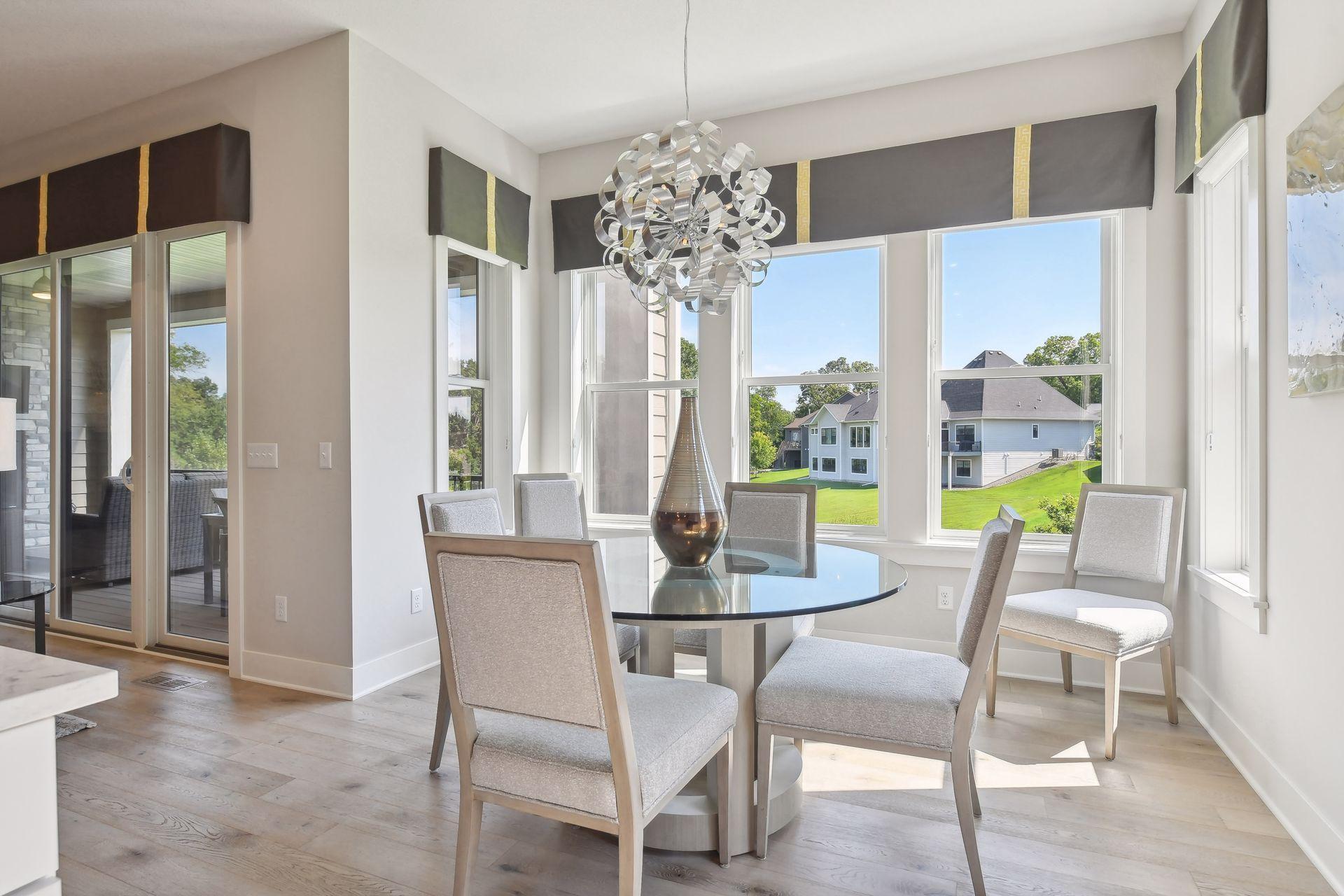 24545 Niblick Alcove