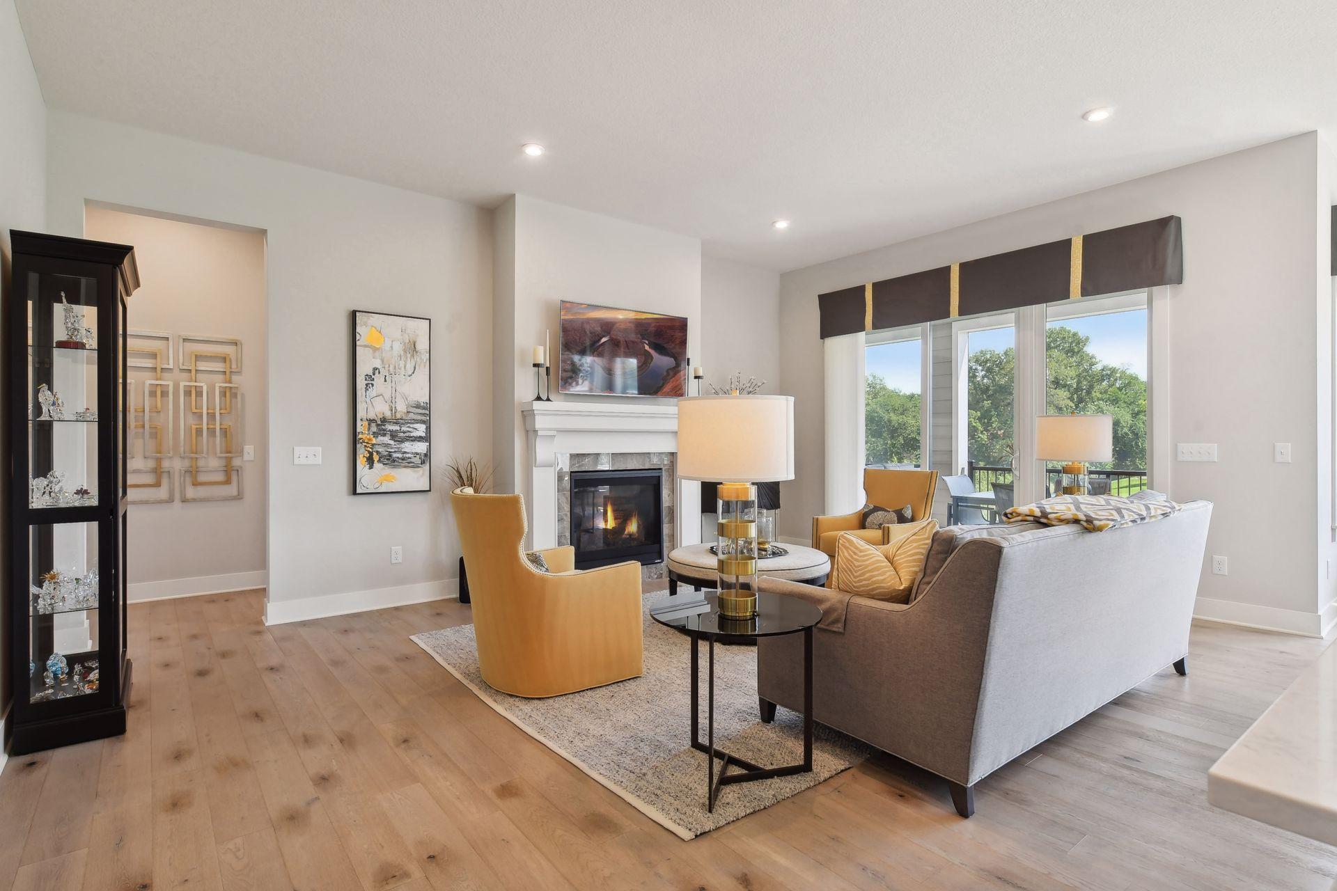 24545 Niblick Alcove