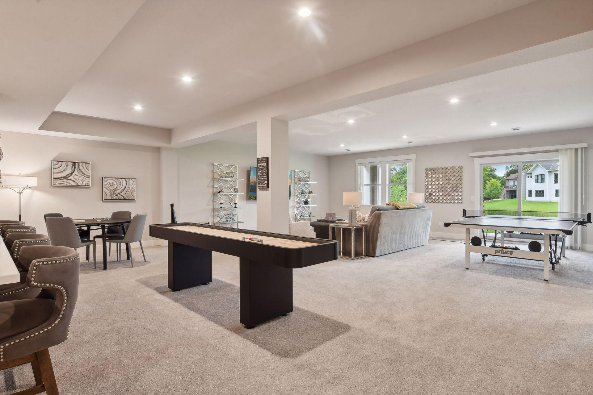 24545 Niblick Alcove