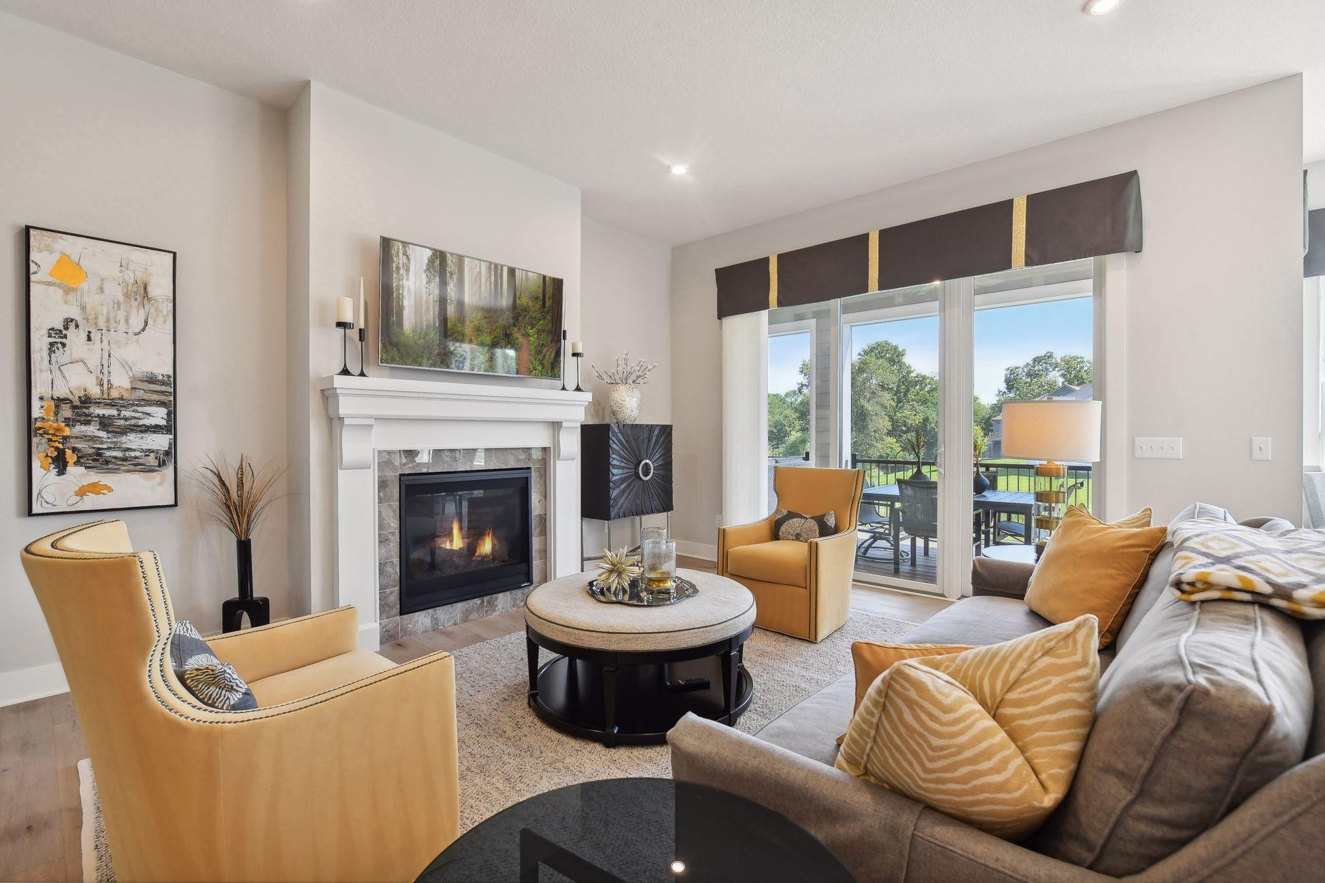 24545 Niblick Alcove