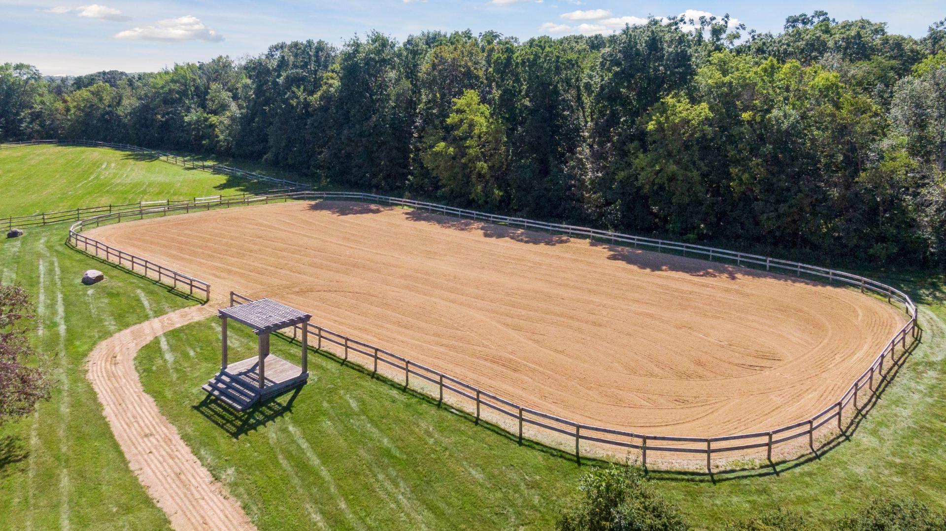 11126 Eastwood Avenue SE