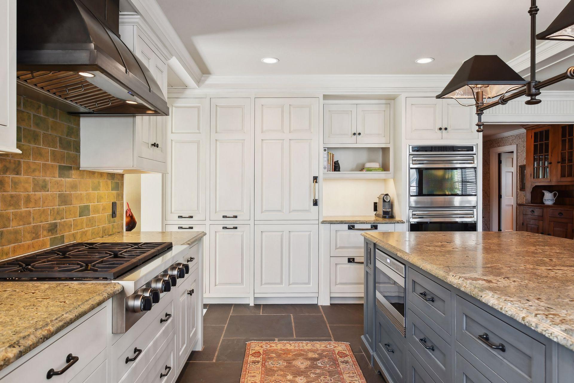 11126 Eastwood Avenue SE