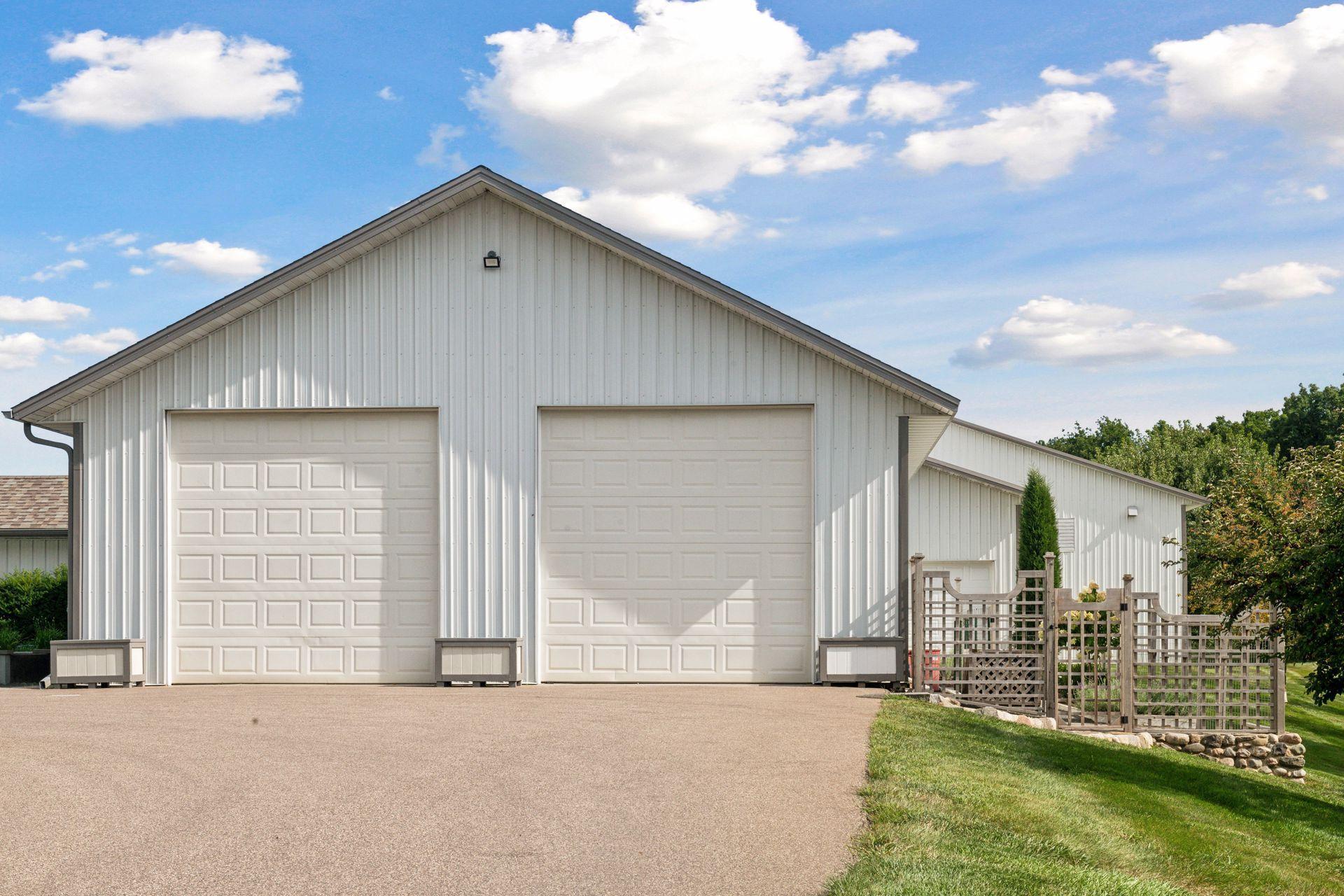 11126 Eastwood Avenue SE