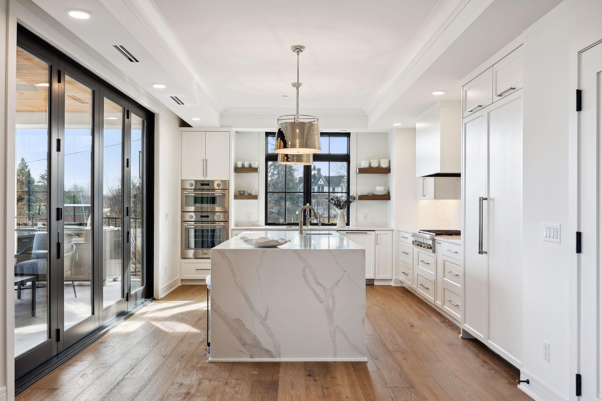 511 Second Street Unit: 4