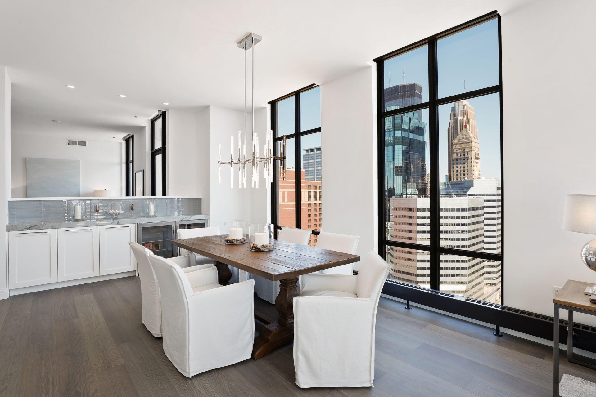 201 S 11th Street Unit: 2220