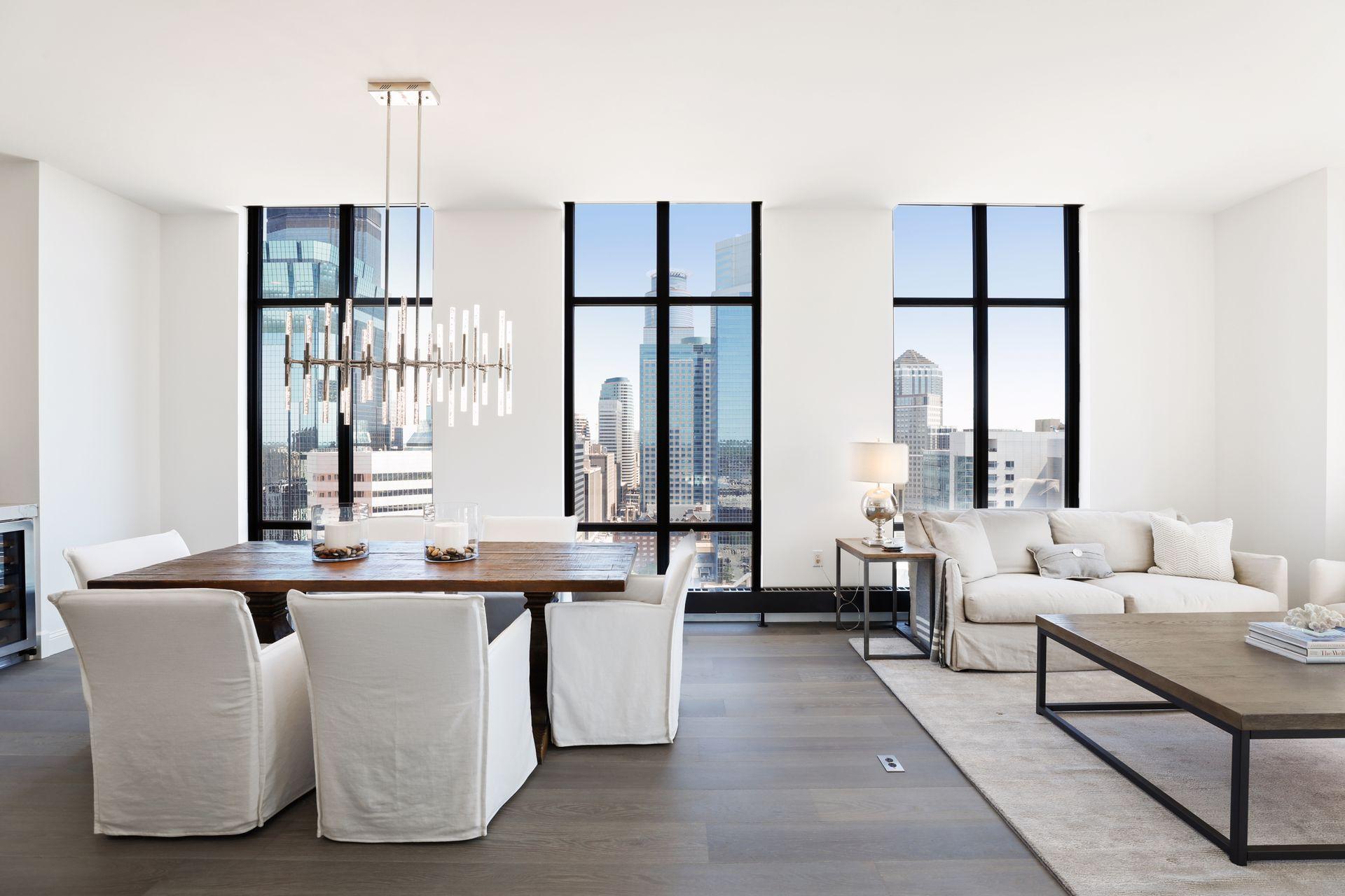 201 S 11th Street Unit: 2220