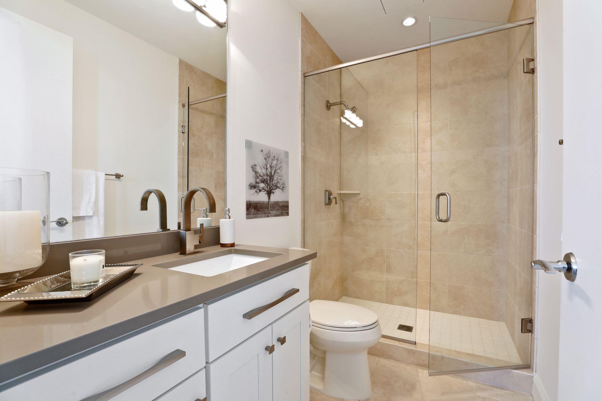 201 S 11th Street Unit: 2220