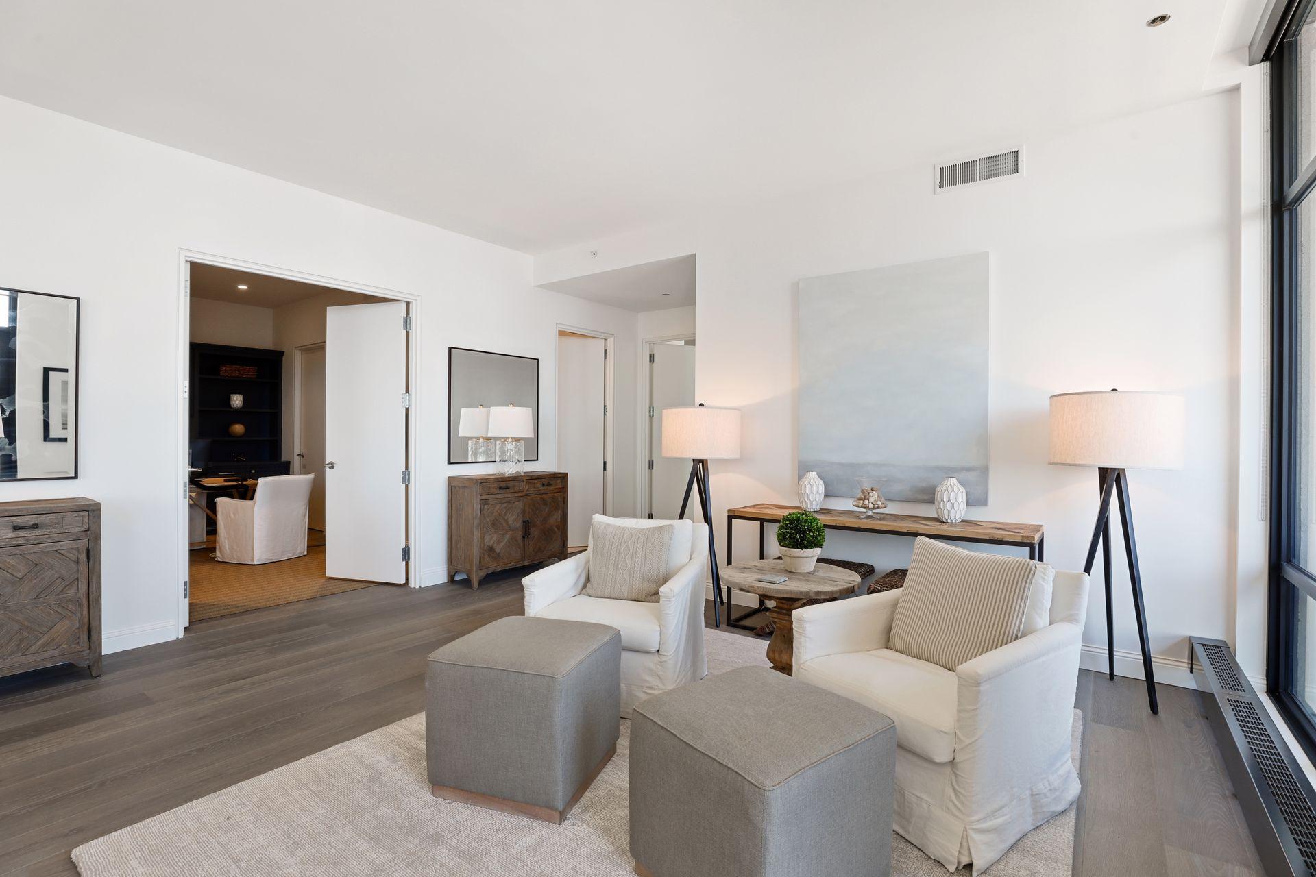 201 S 11th Street Unit: 2220