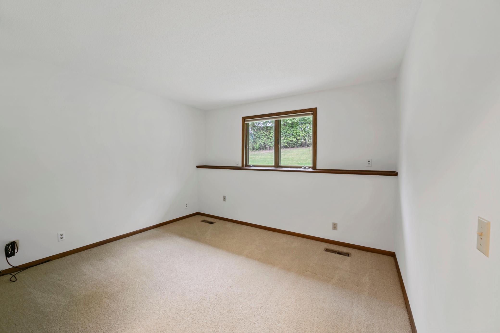 710 N Shore Drive W
