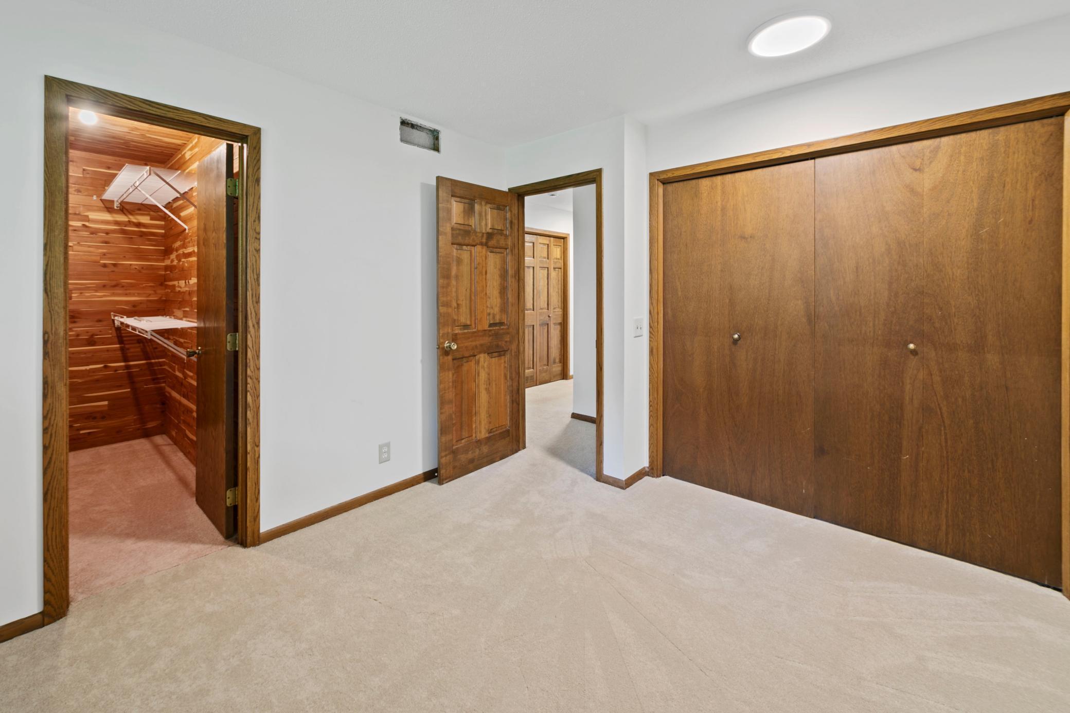 710 N Shore Drive W