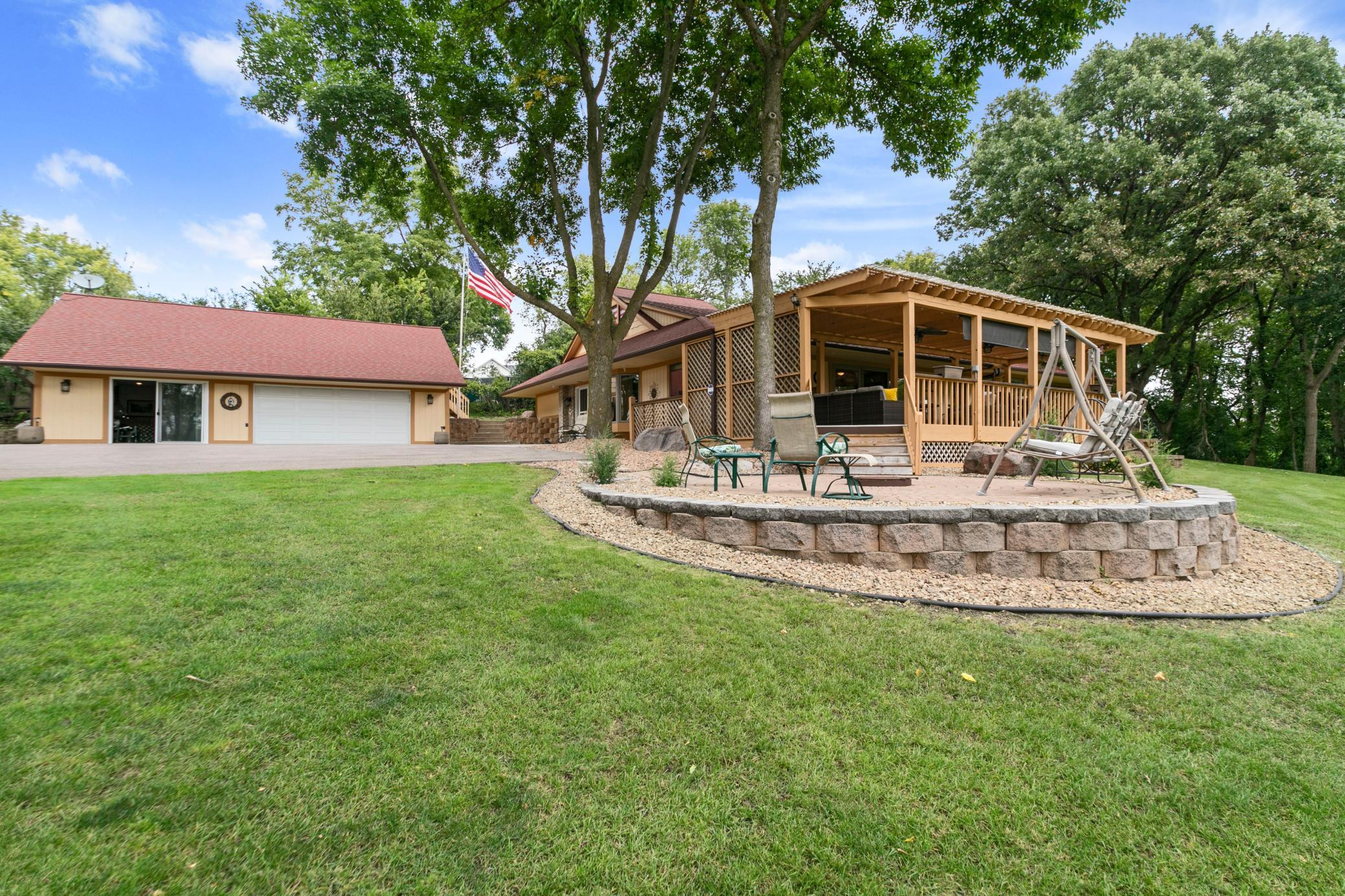 710 N Shore Drive W