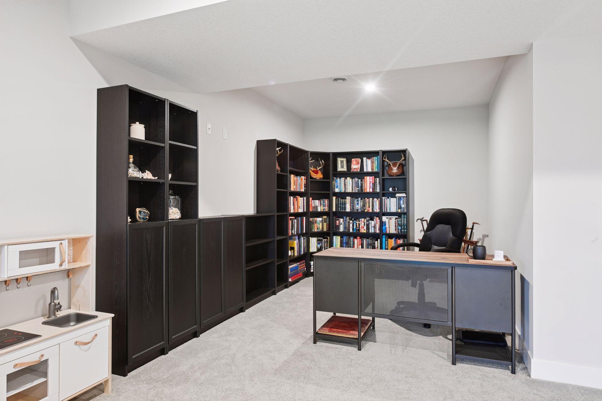 24540 Niblick Alcove