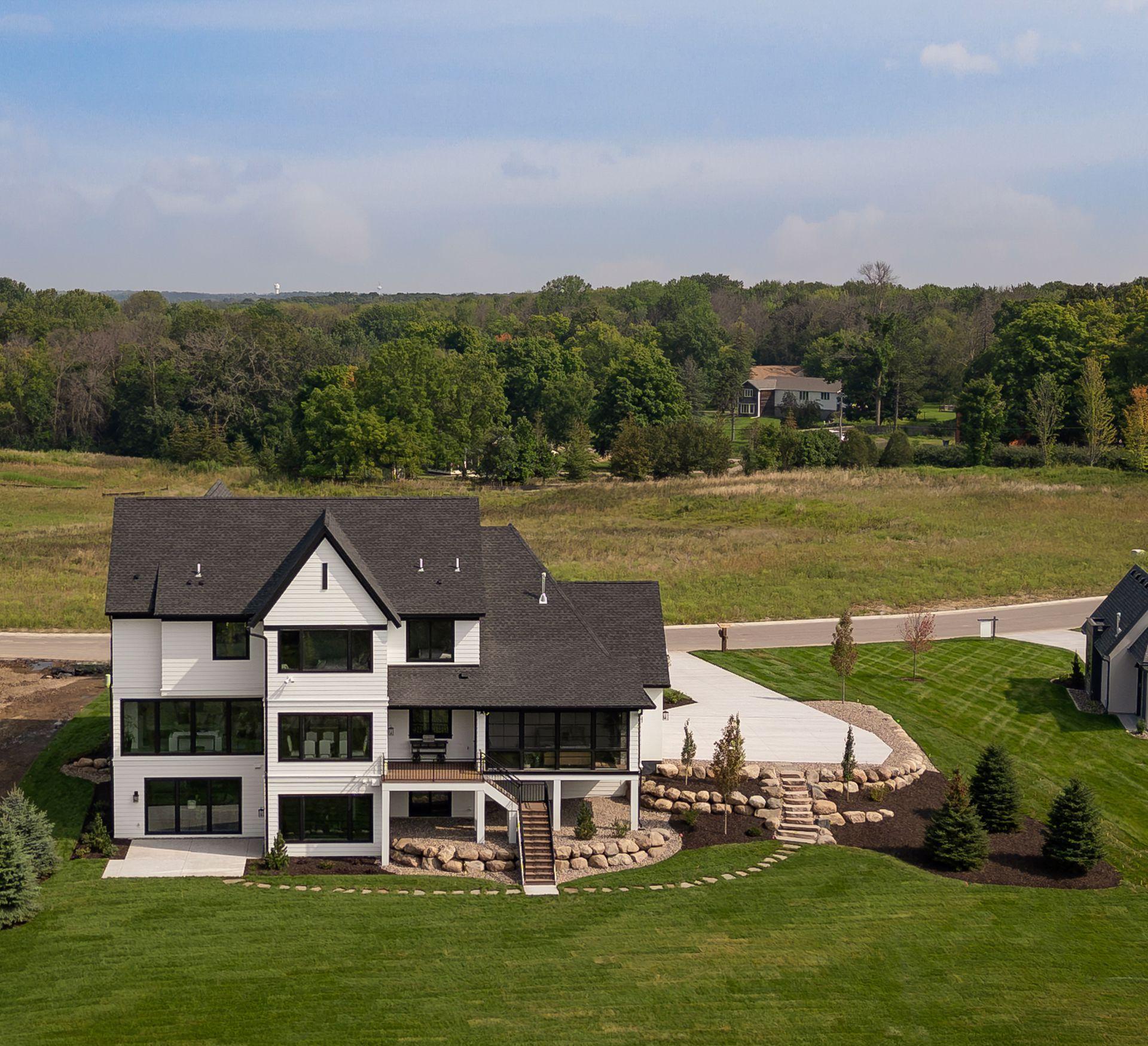 2898 Deer Hill Road