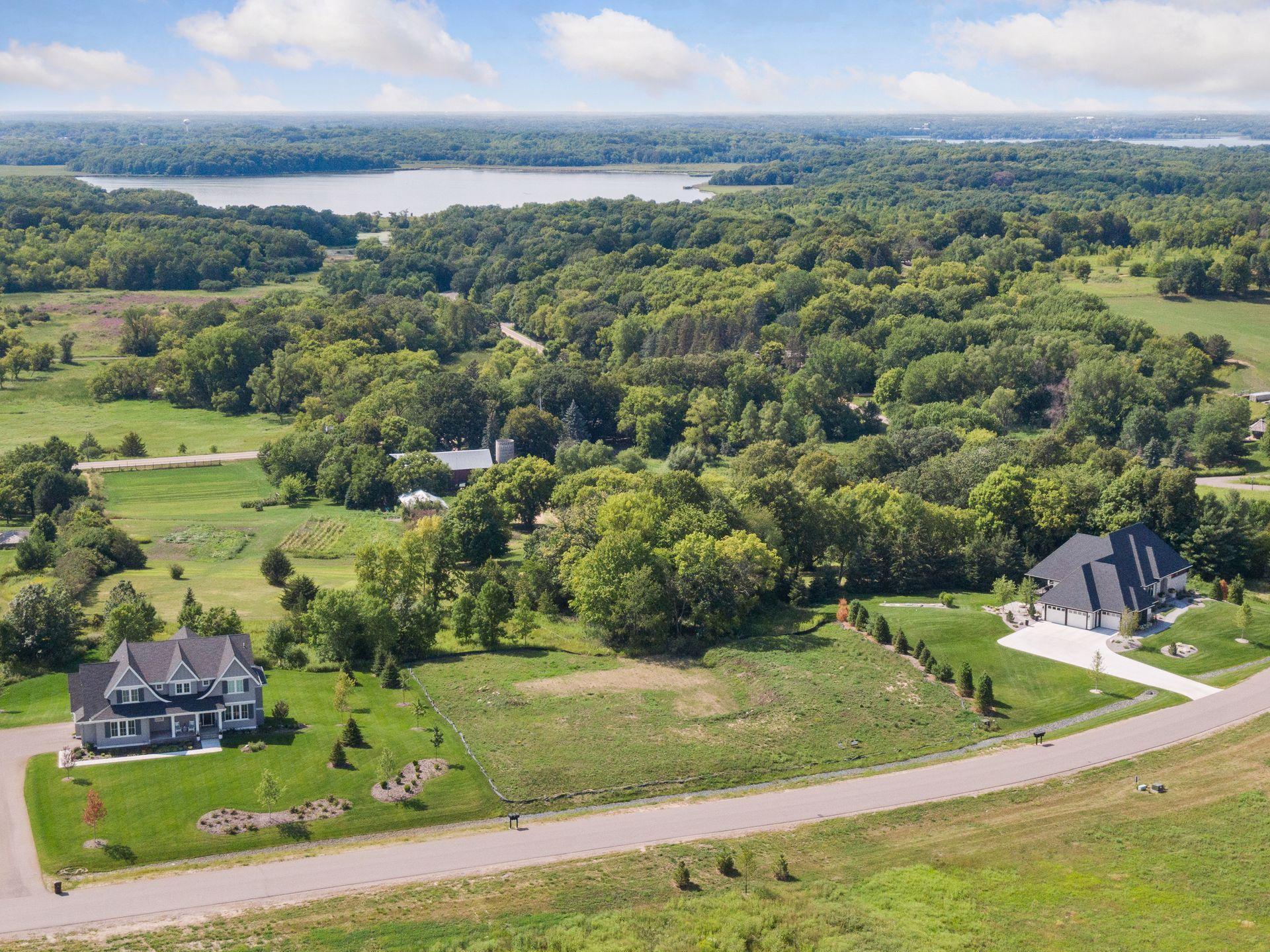 2898 Deer Hill Road