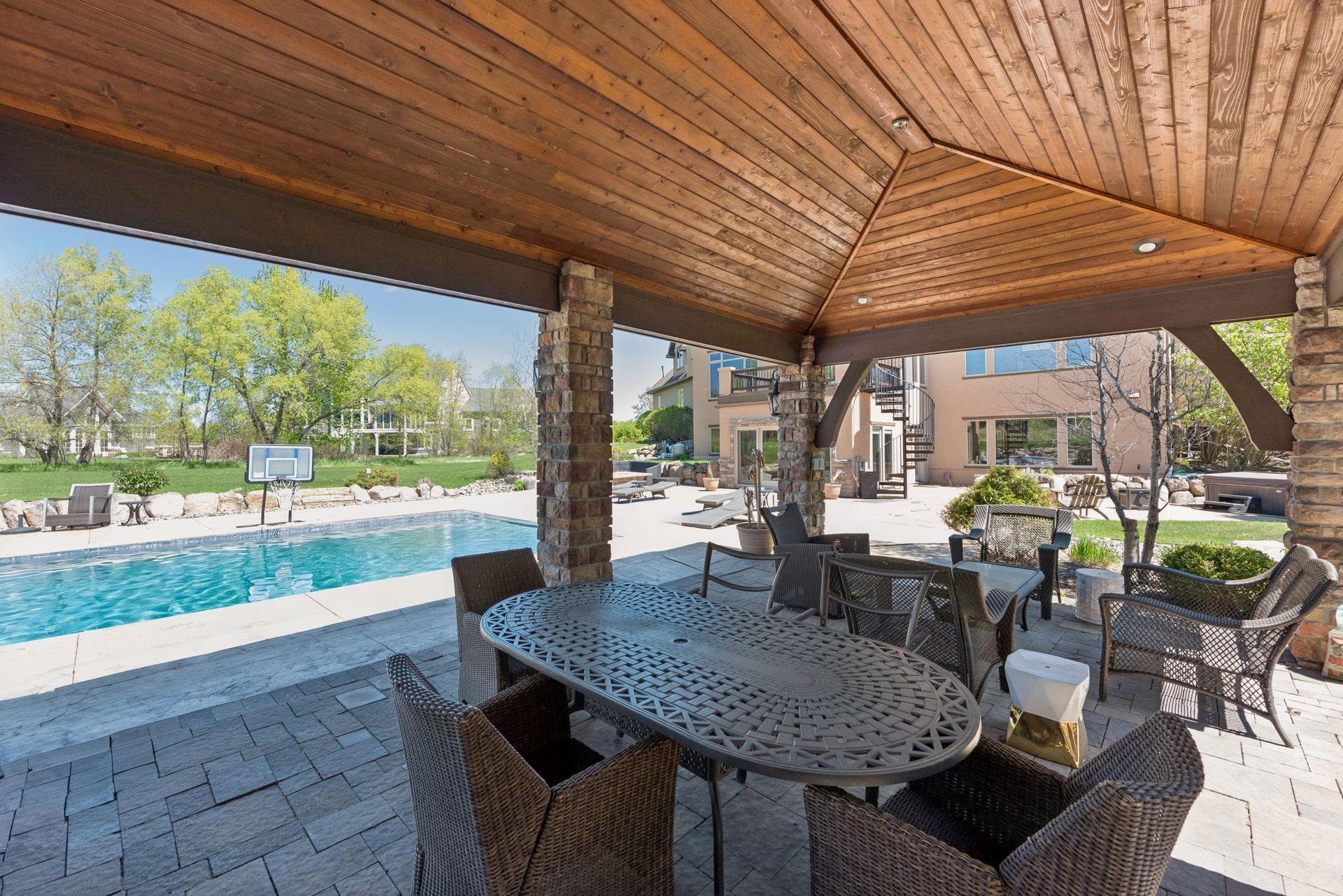 225 Calamus Circle