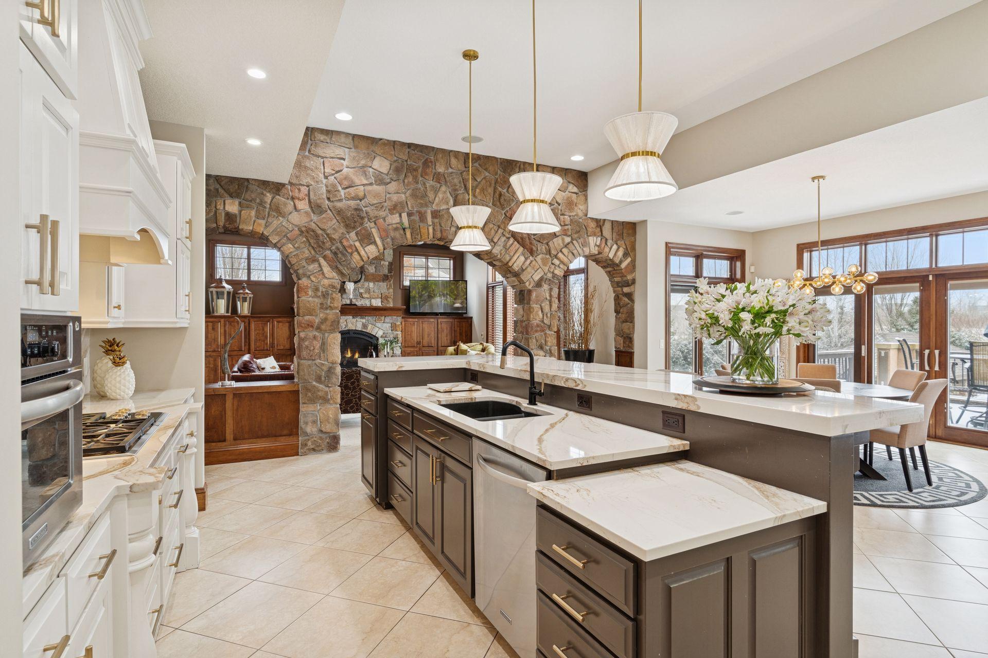 225 Calamus Circle