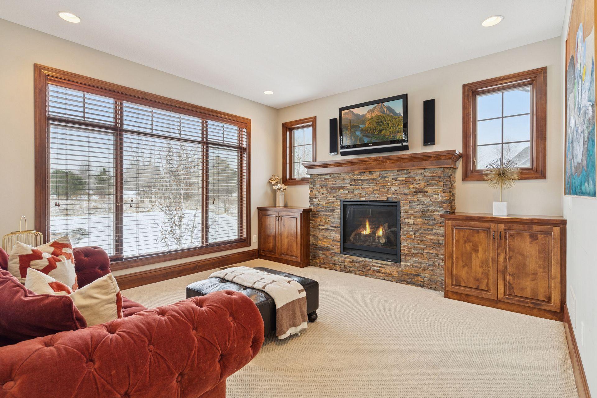 225 Calamus Circle