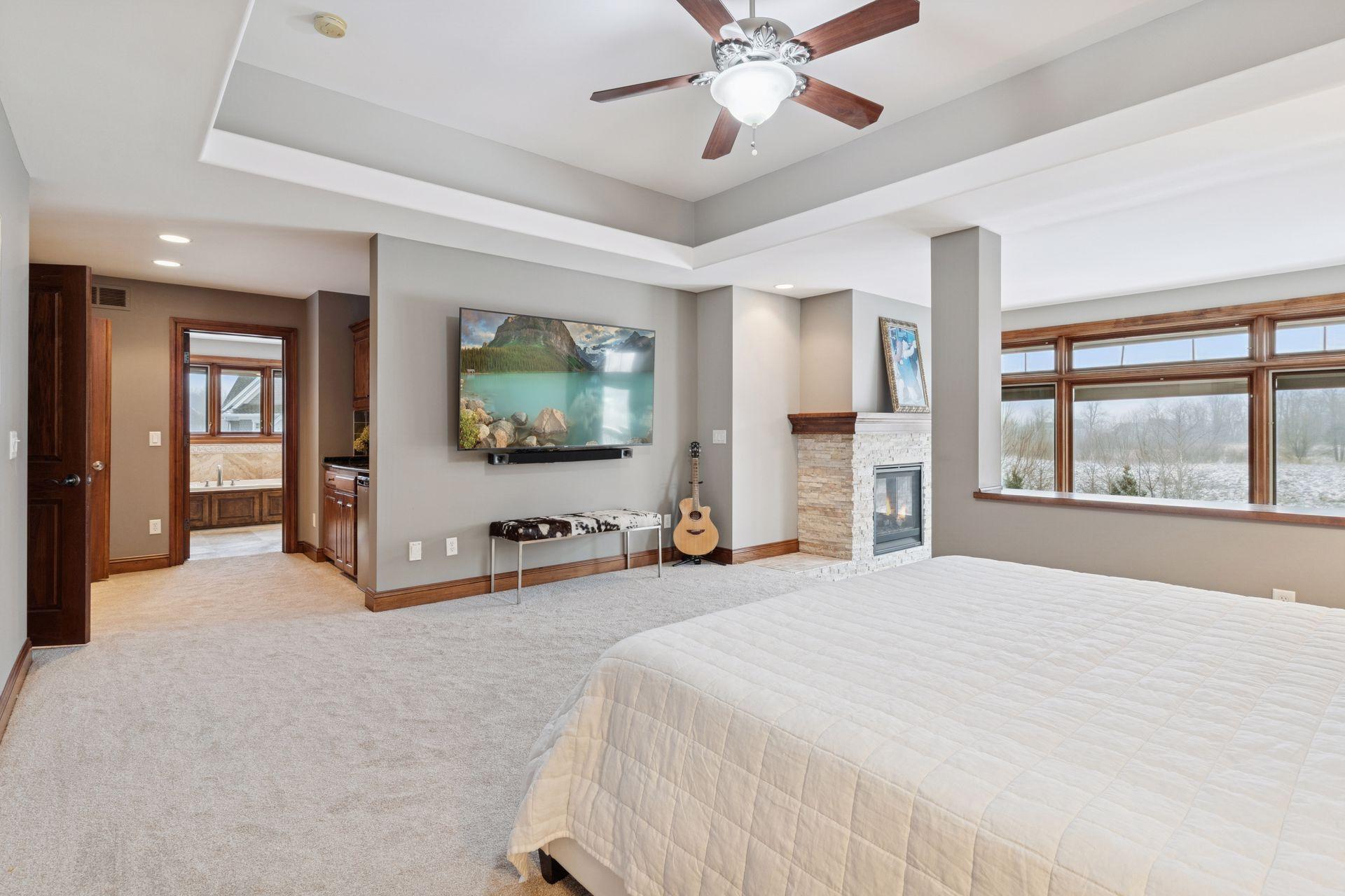 225 Calamus Circle