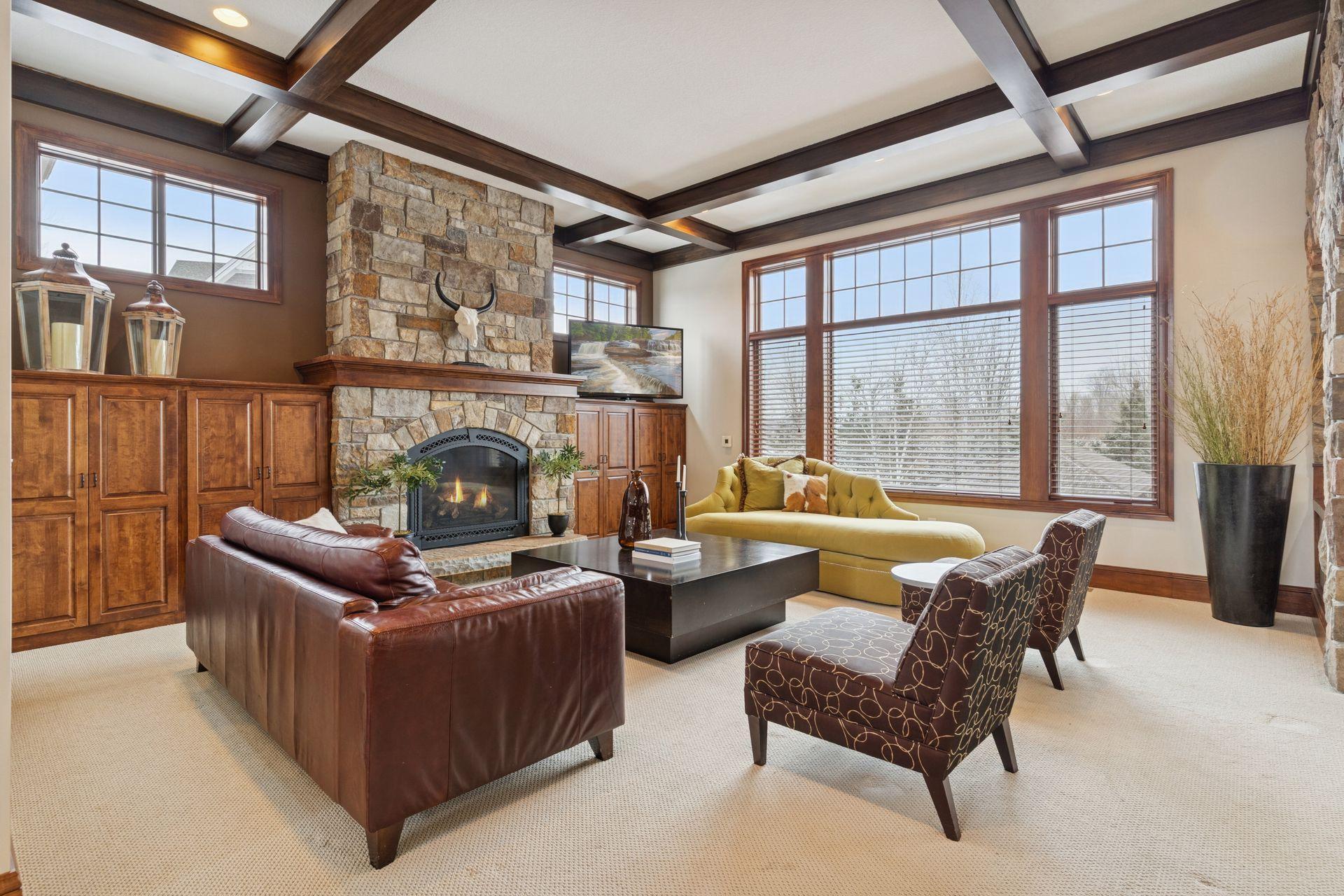 225 Calamus Circle