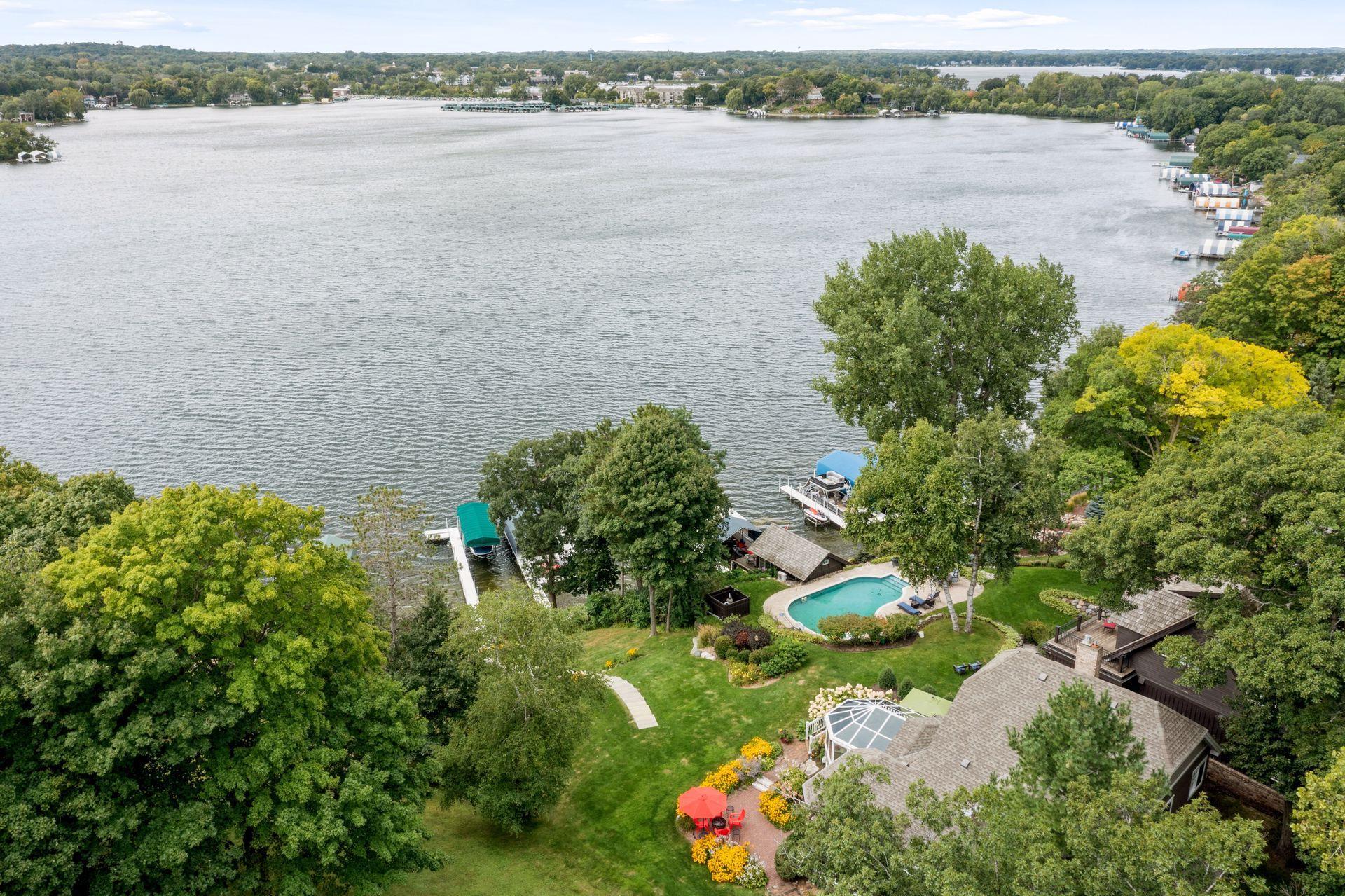 5180 Saint Albans Bay Road