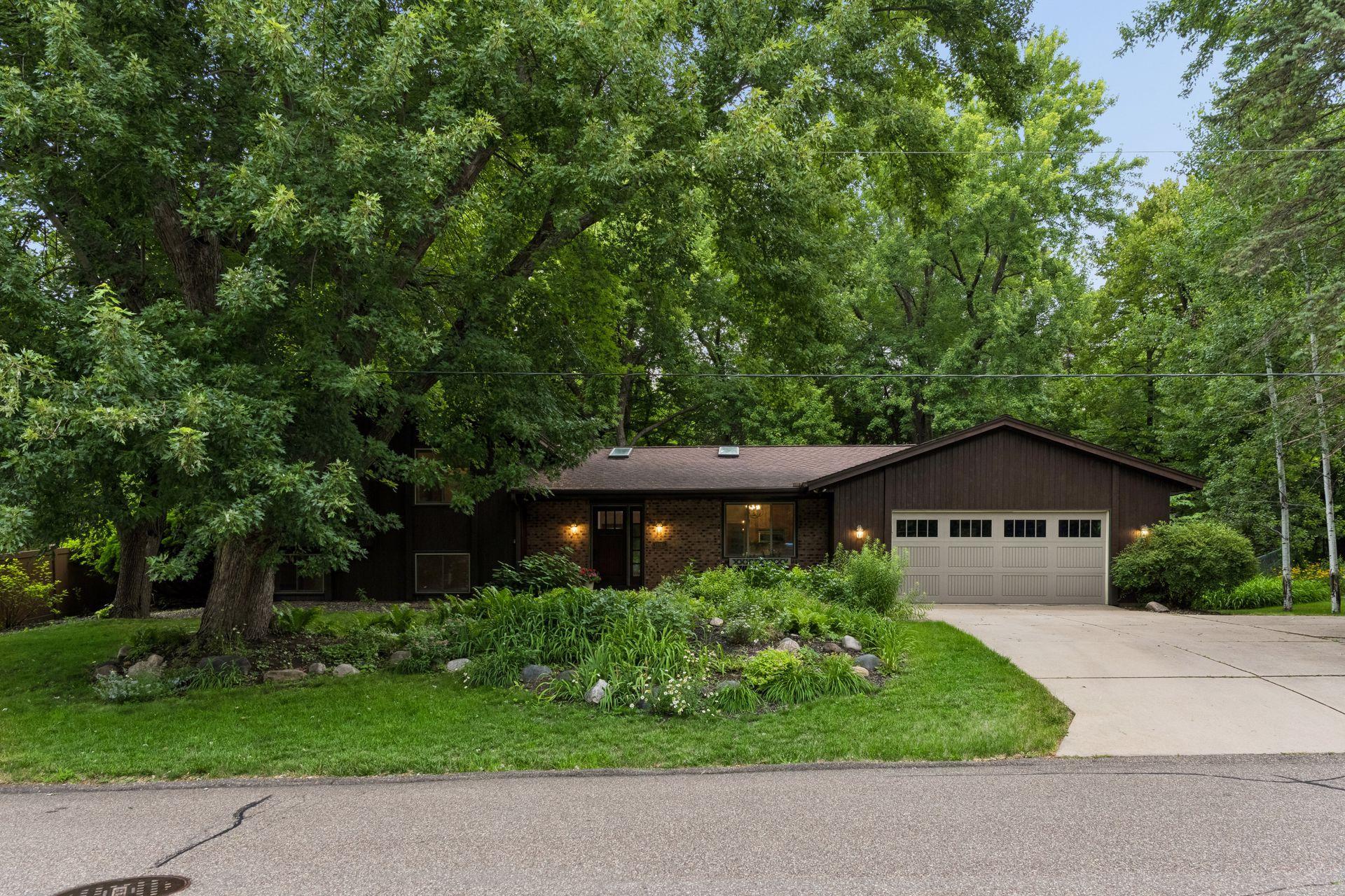 14810 Lloyds Drive
