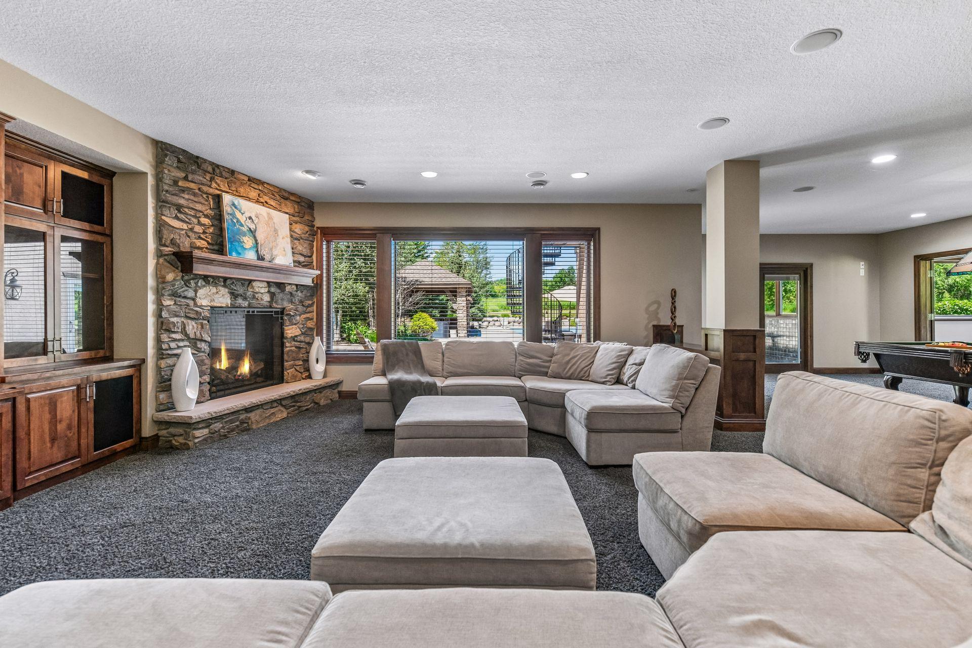 225 Calamus Circle
