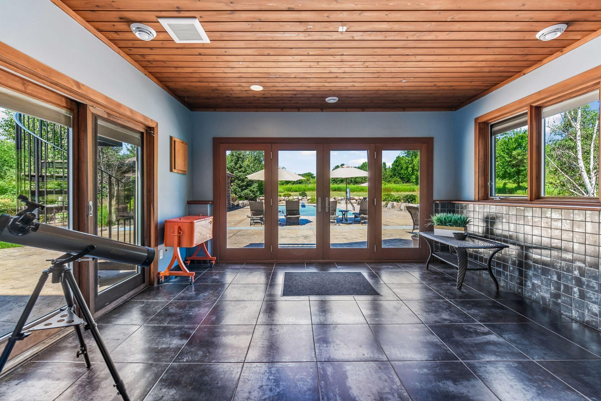 225 Calamus Circle