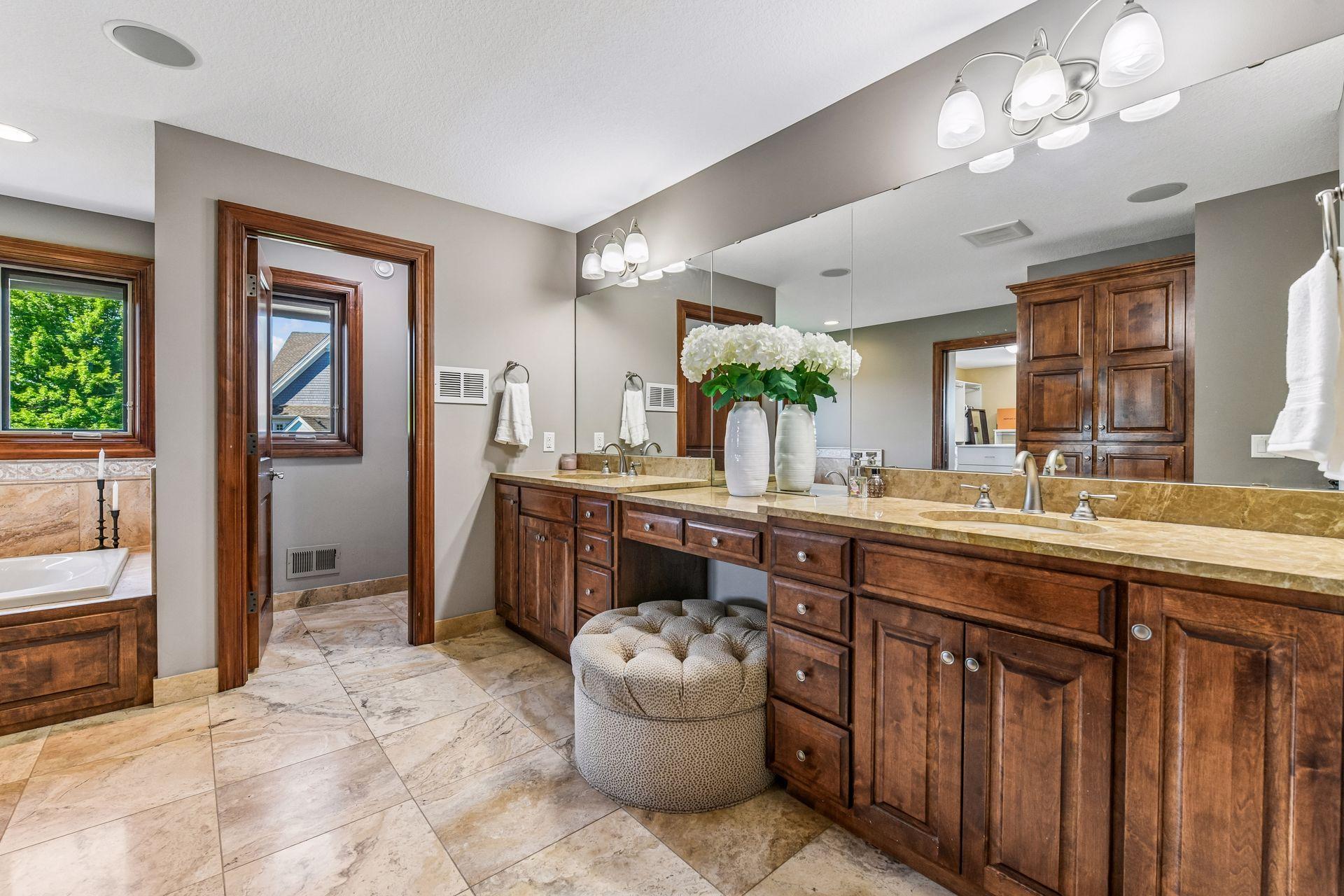 225 Calamus Circle
