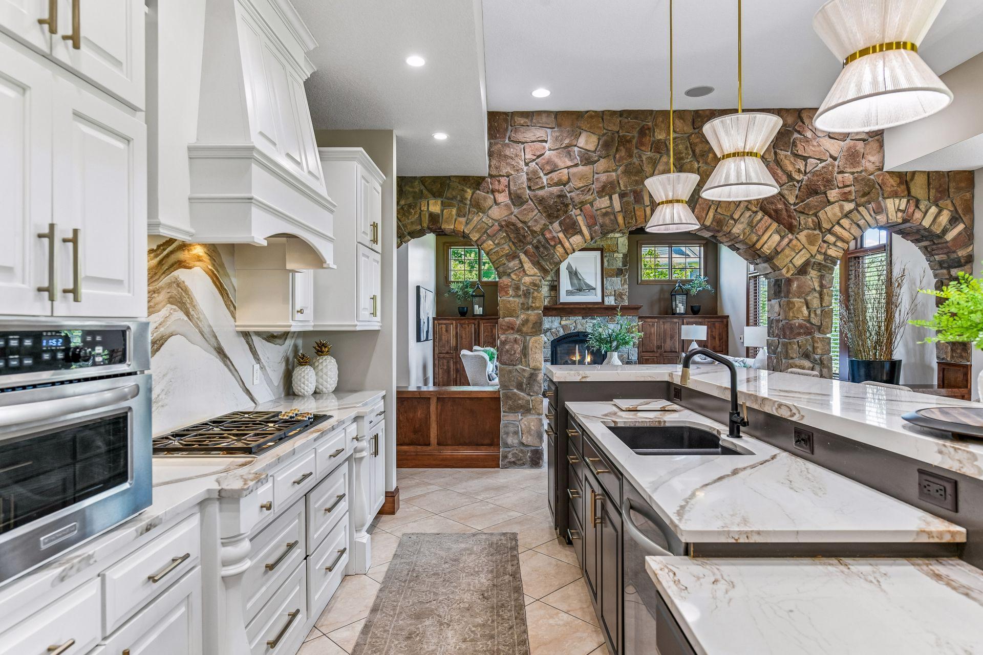 225 Calamus Circle