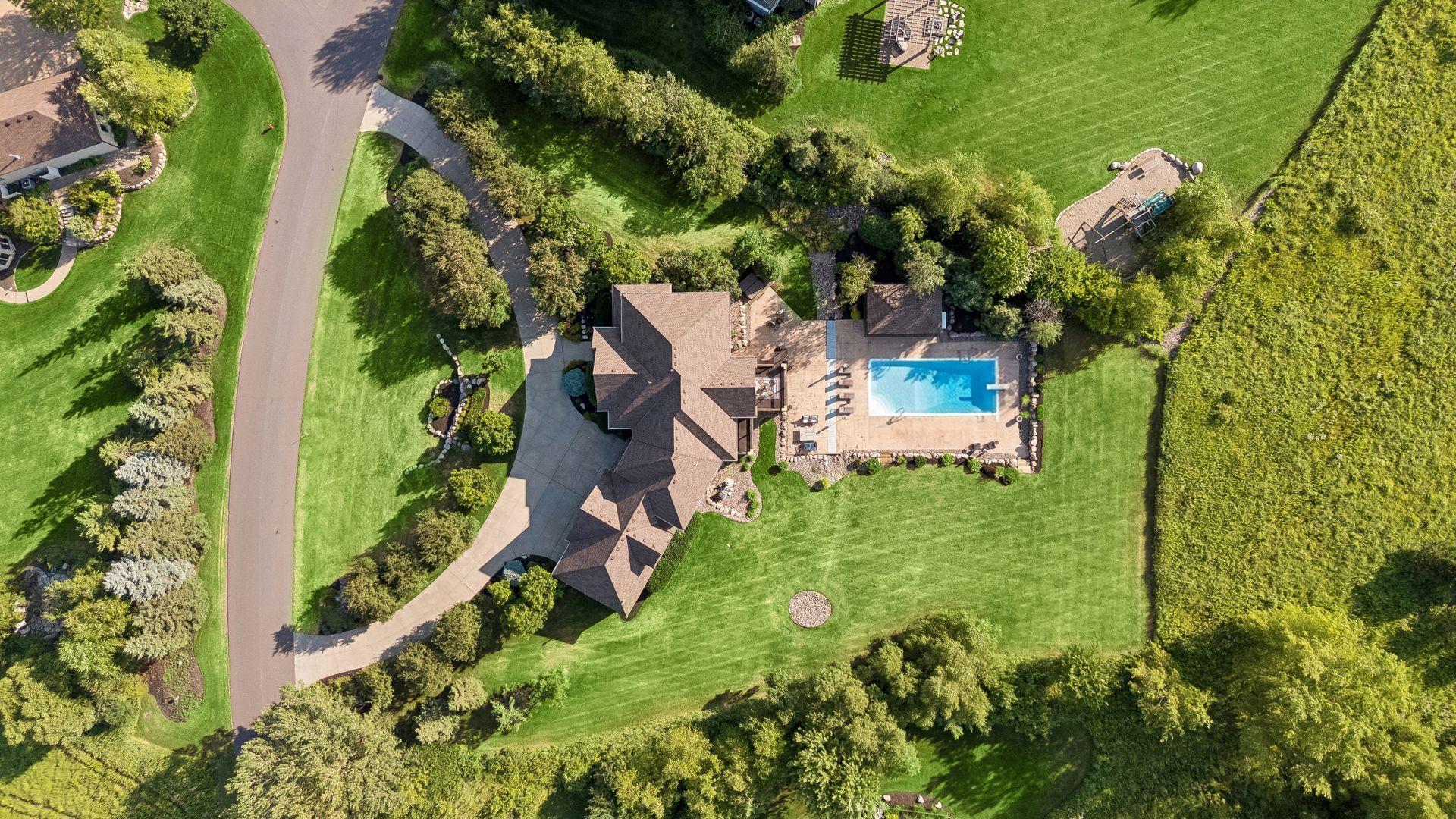 225 Calamus Circle