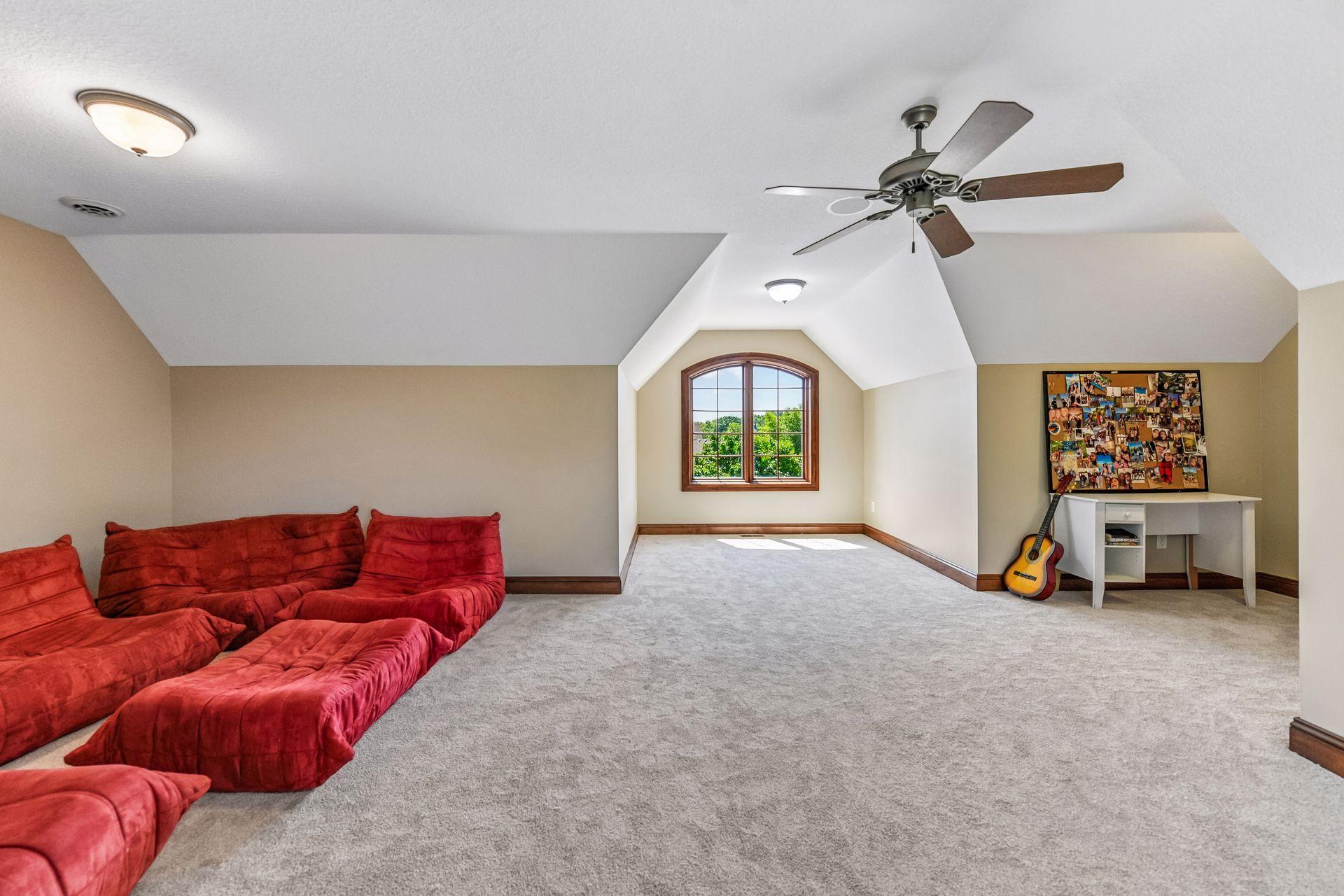 225 Calamus Circle