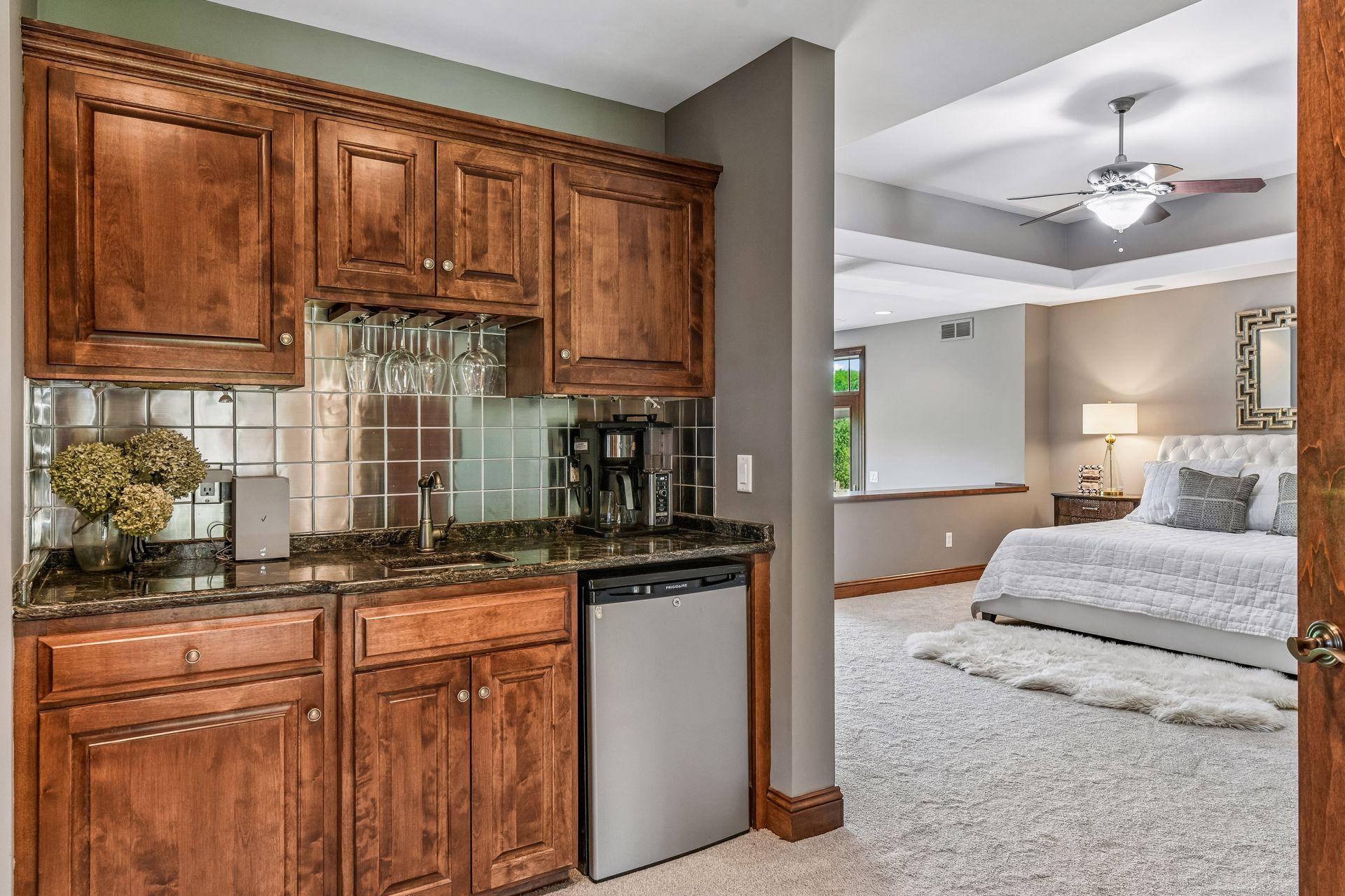225 Calamus Circle