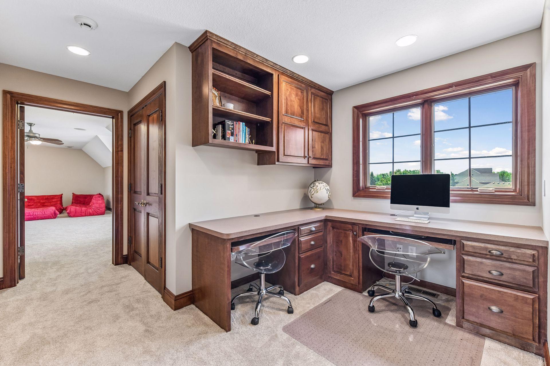 225 Calamus Circle