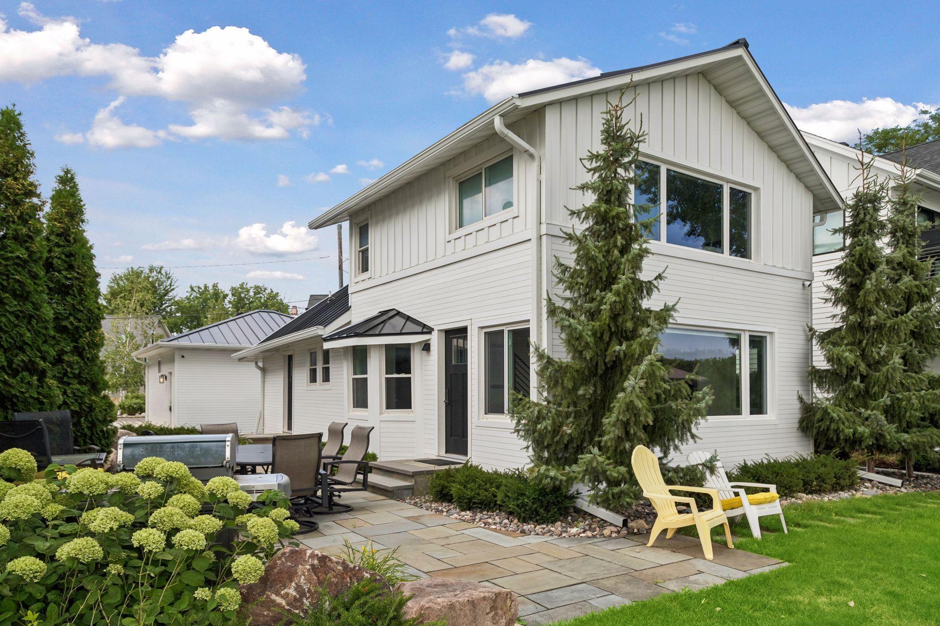 55 W Point Avenue