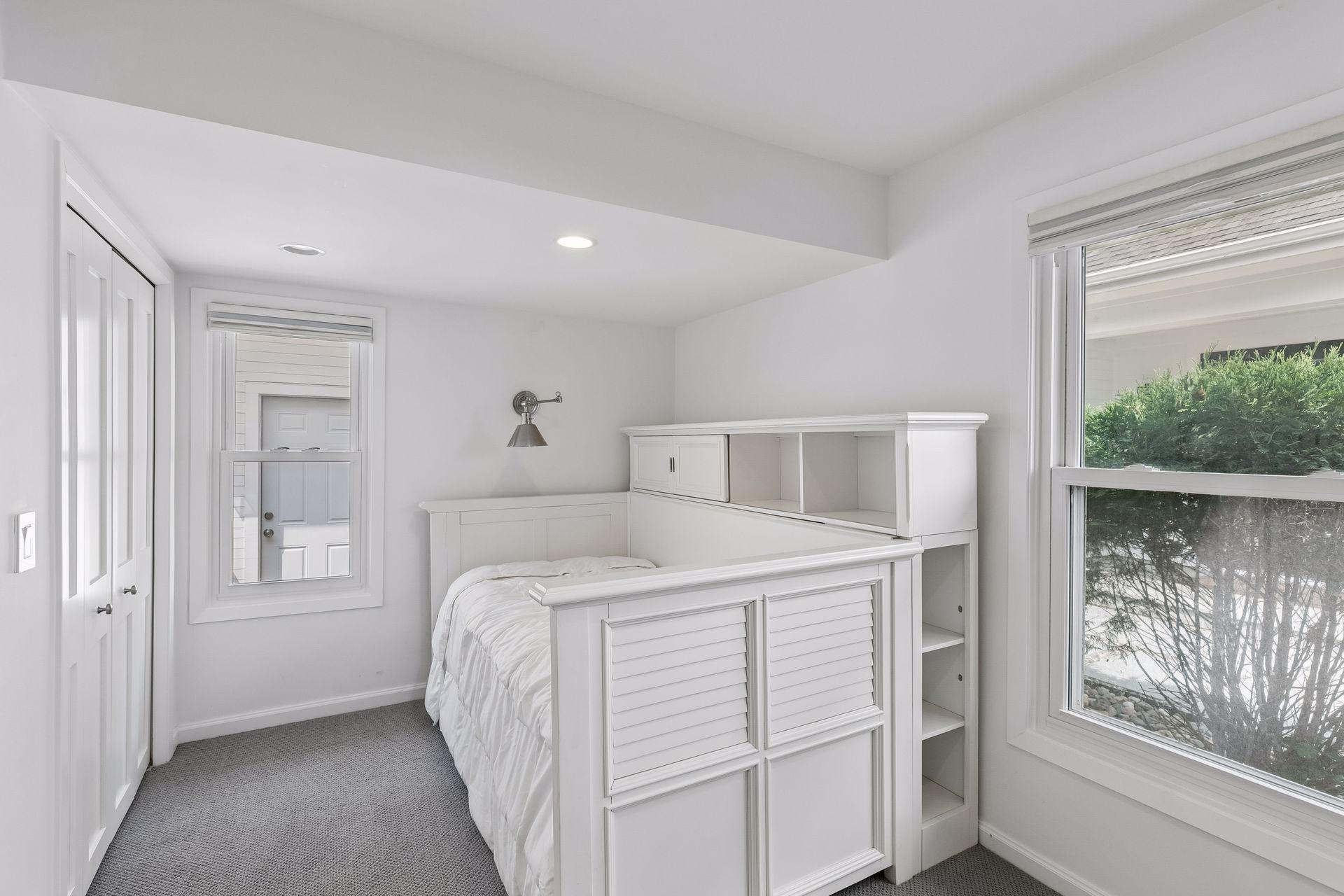 55 W Point Avenue