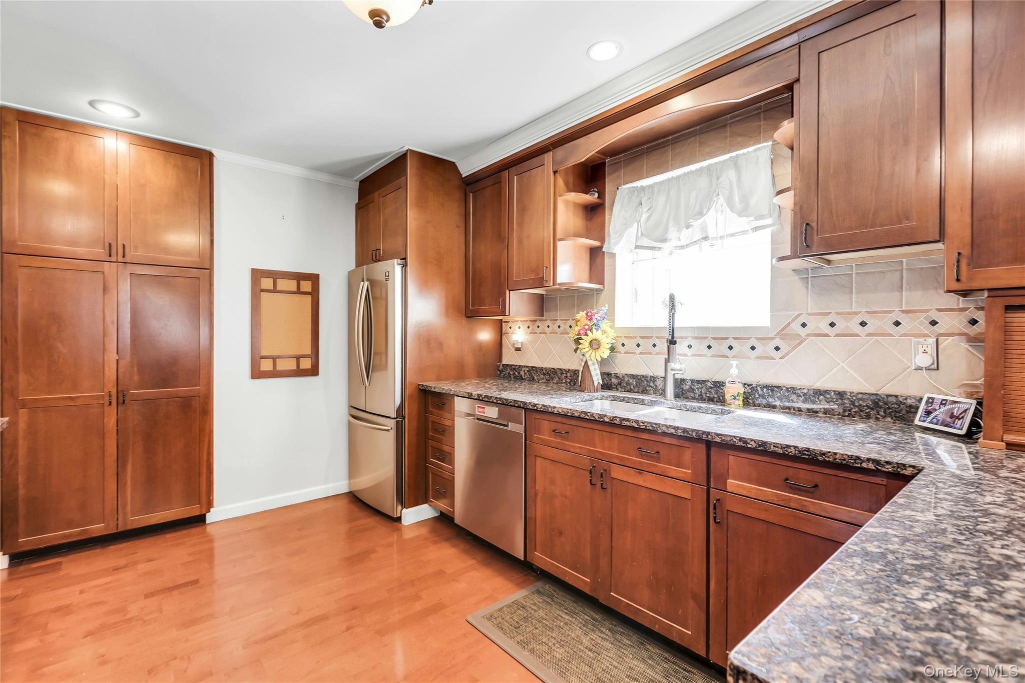 36 Richard Avenue
