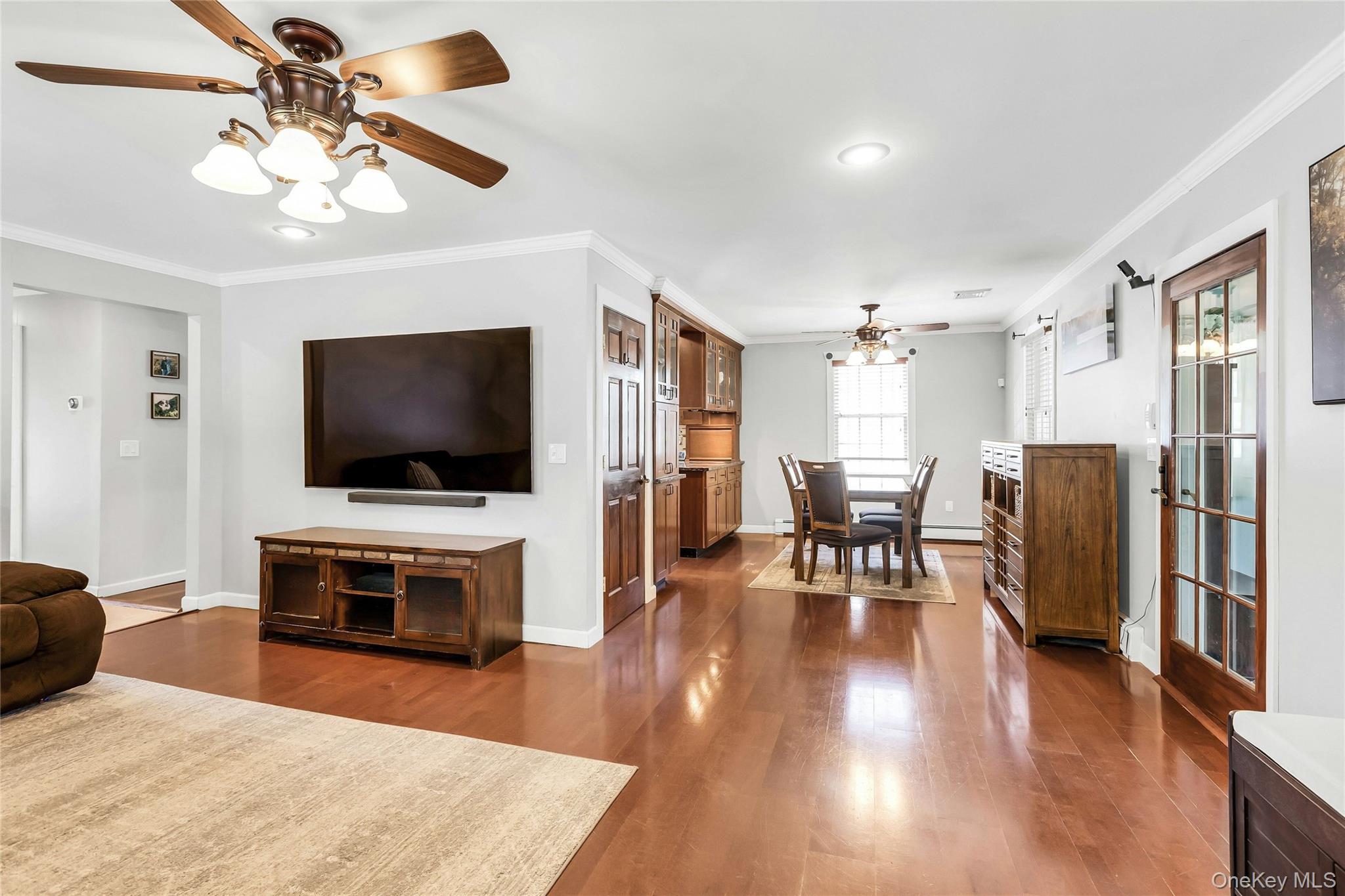 36 Richard Avenue