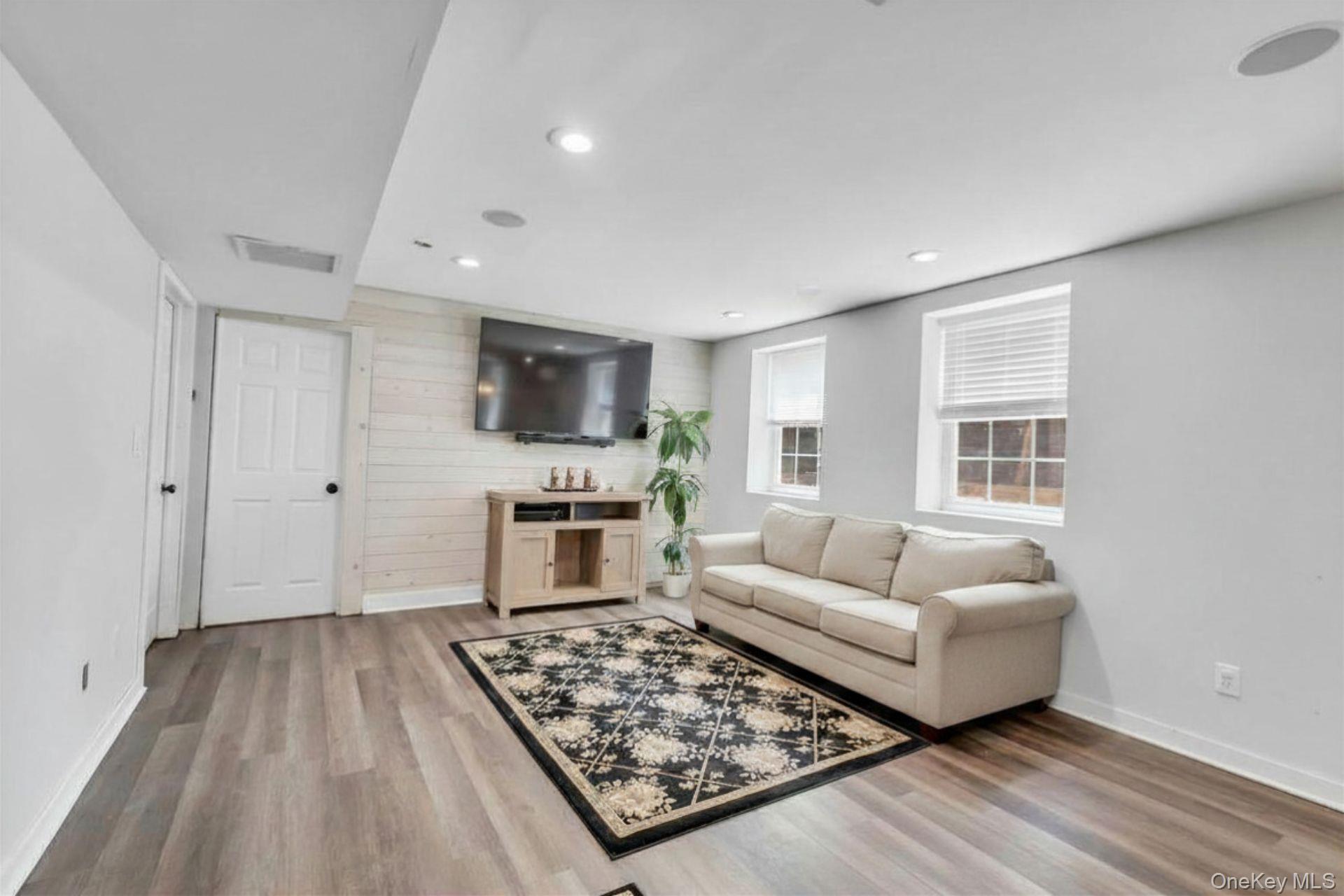 52 Elmhurst Avenue