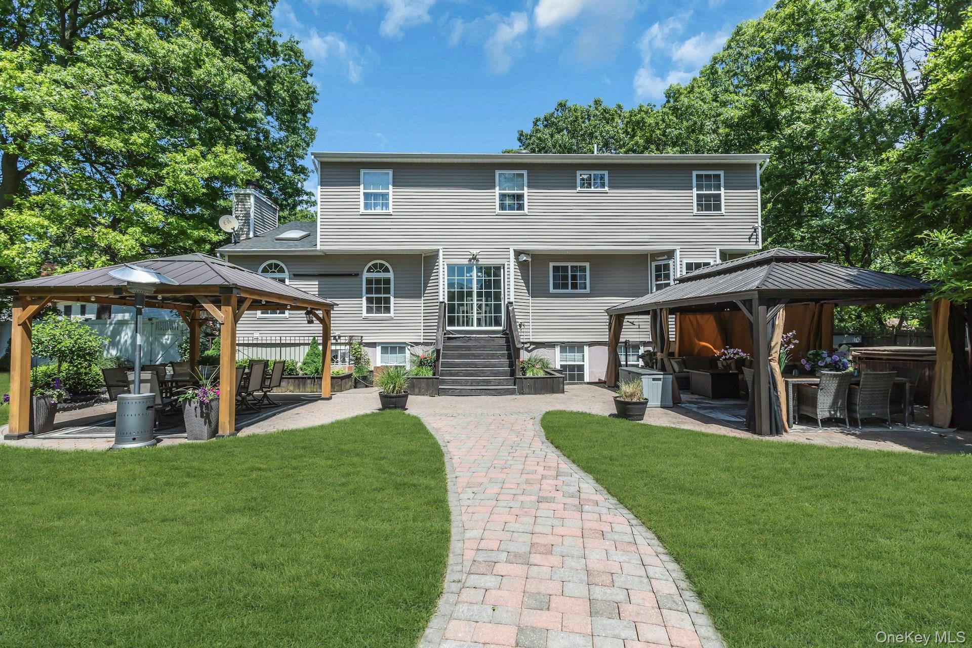 52 Elmhurst Avenue