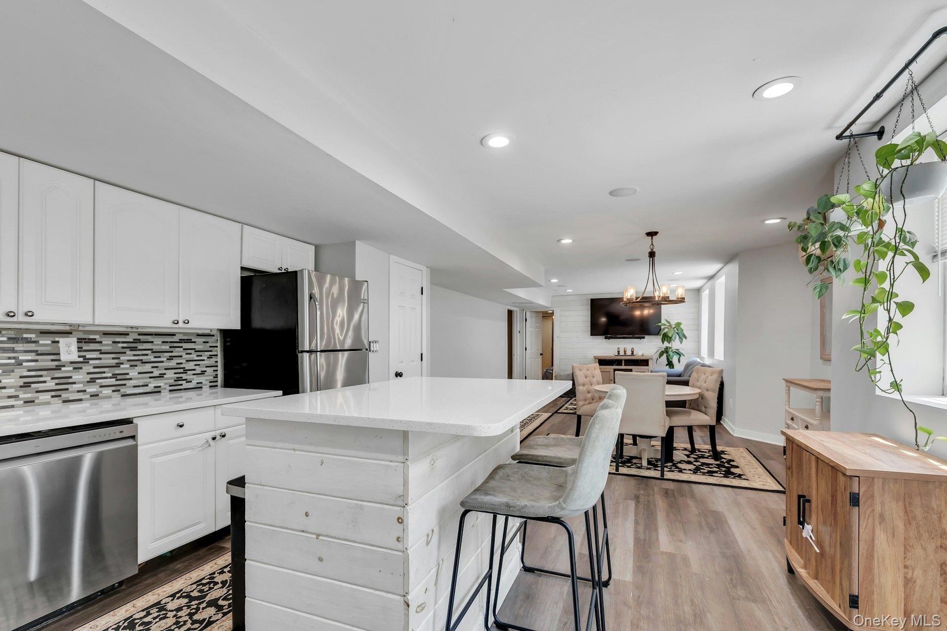 52 Elmhurst Avenue
