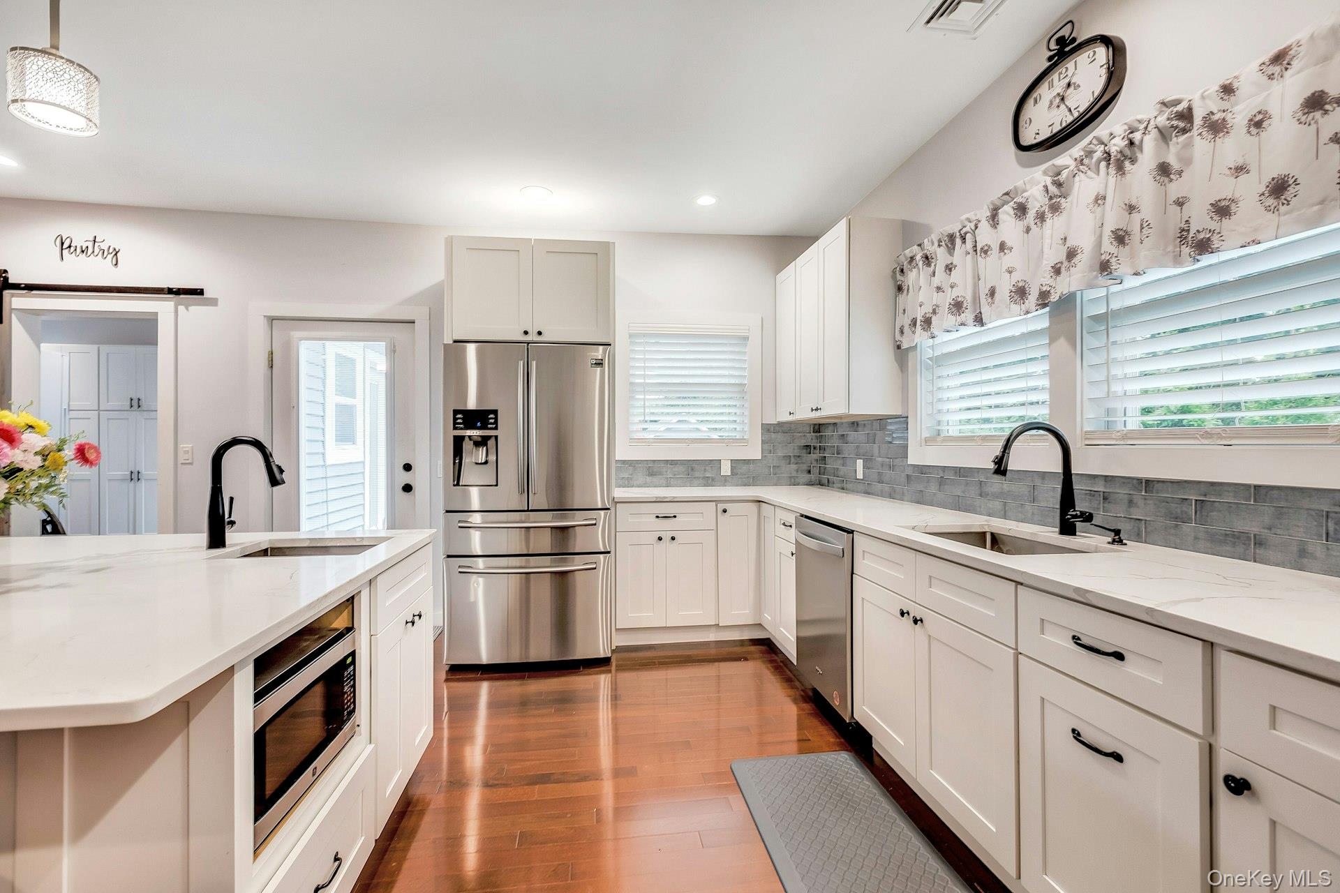 30 Island Boulevard