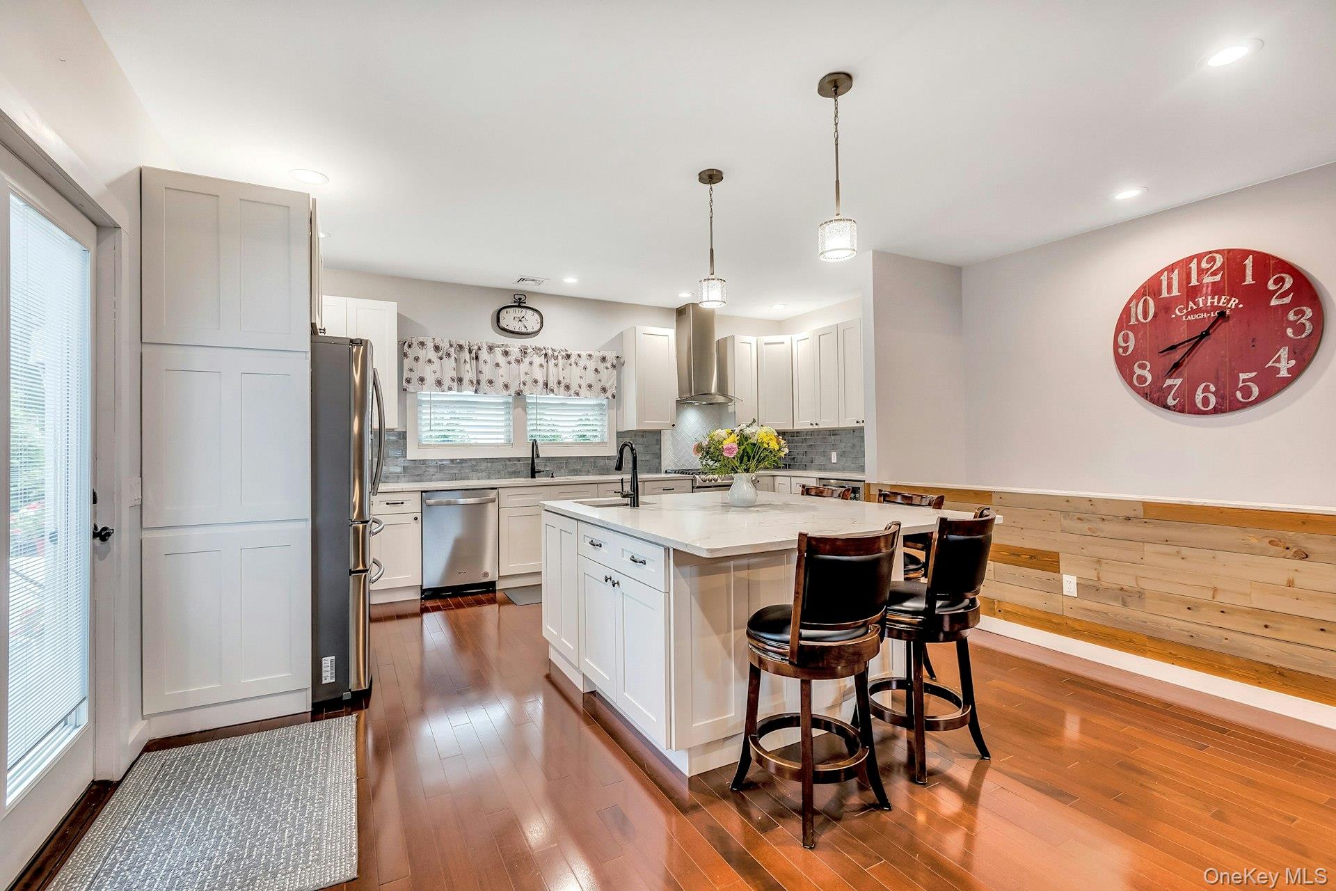 30 Island Boulevard