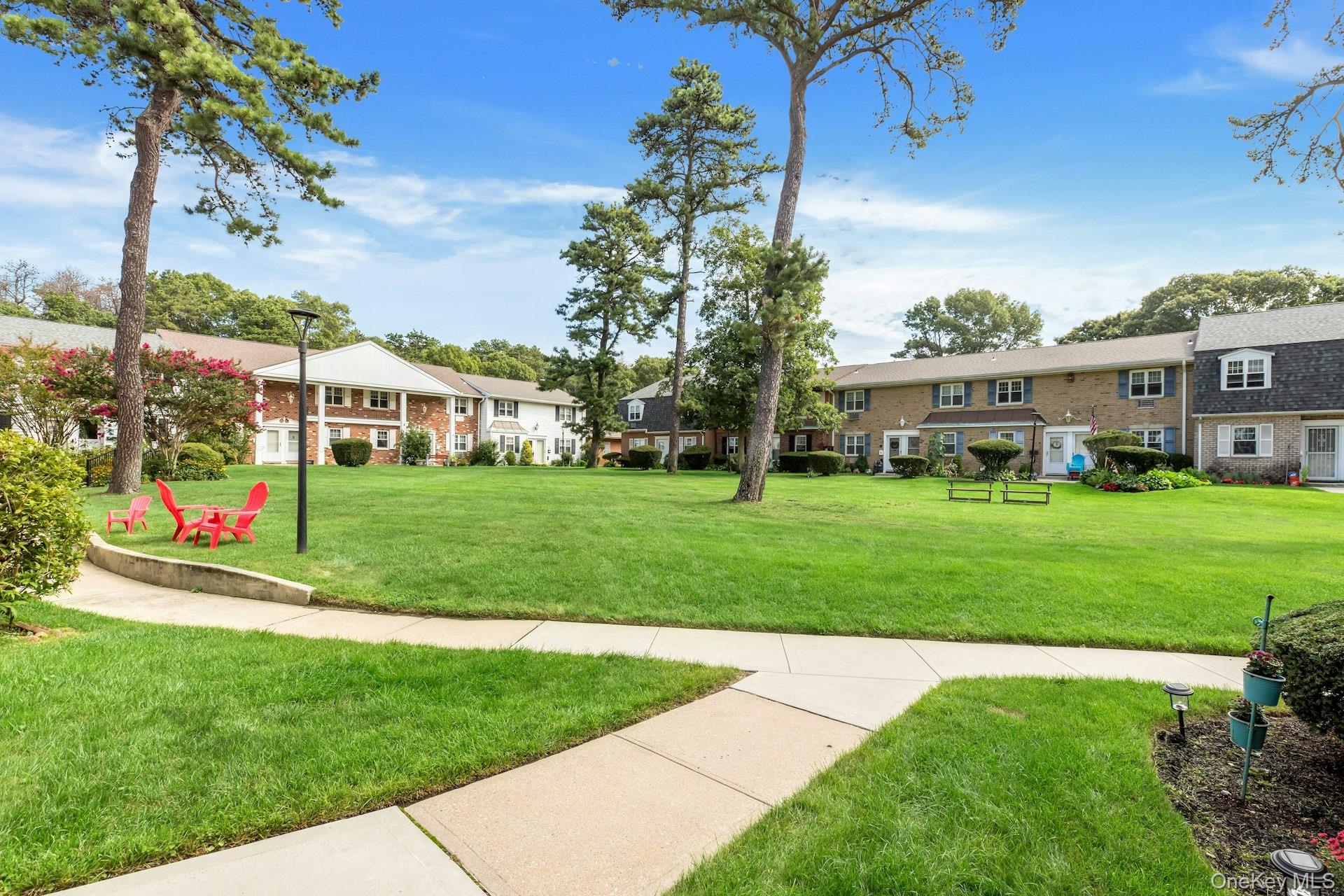 21 Glen Hollow Drive Unit: G9