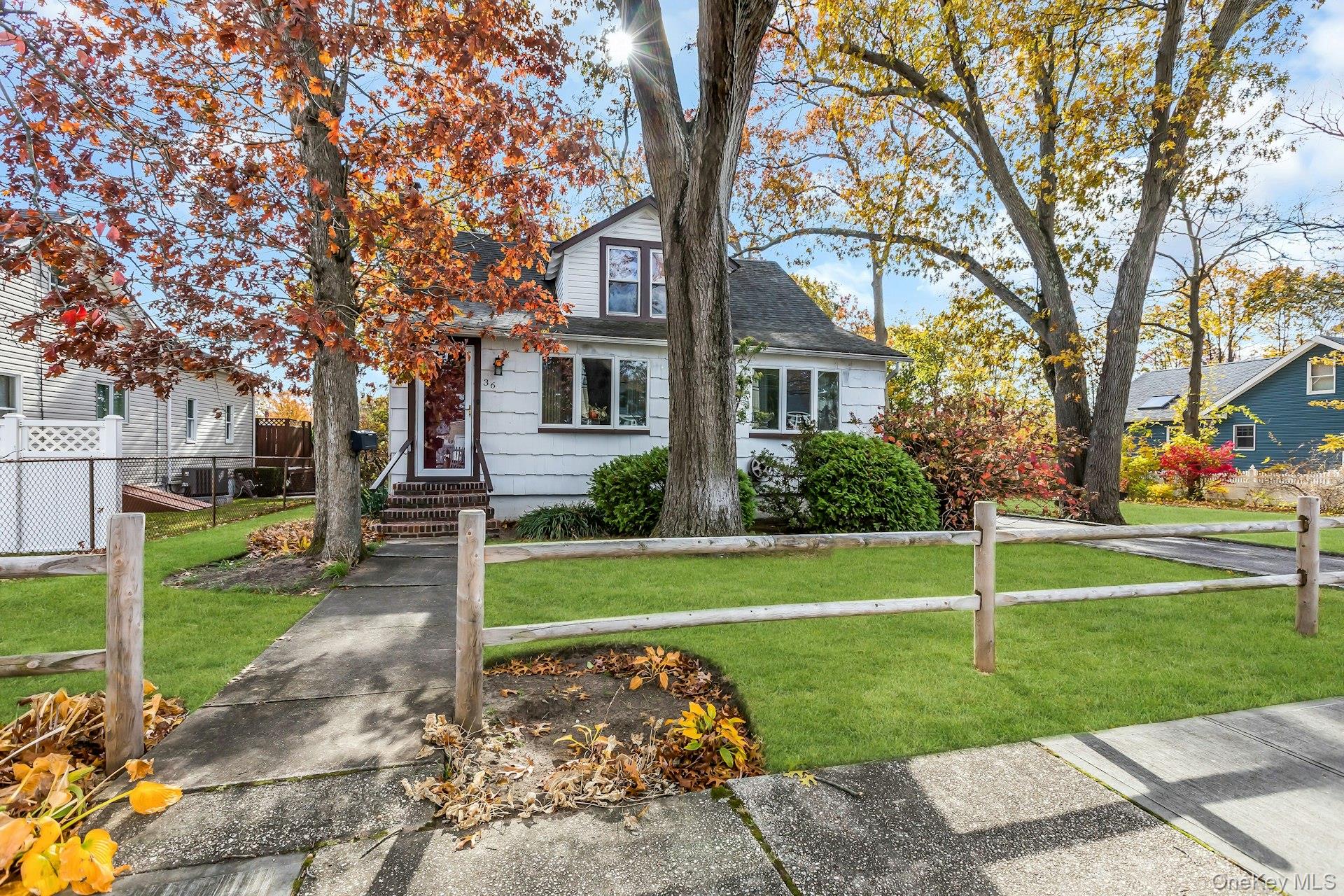 36 Roslyn Street