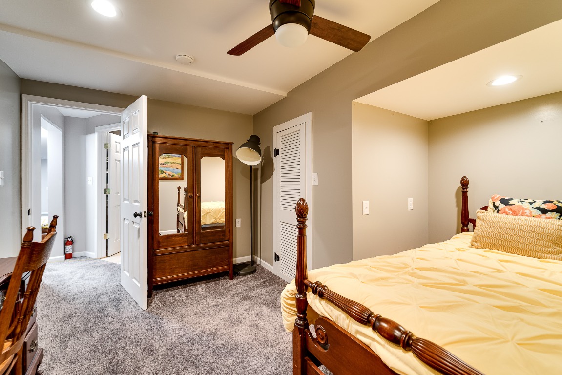 603 Hemlock Hills Drive