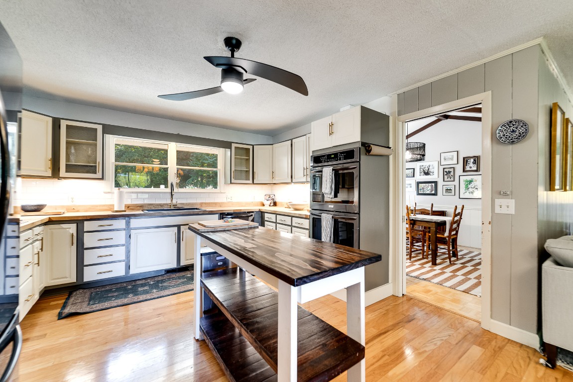 603 Hemlock Hills Drive