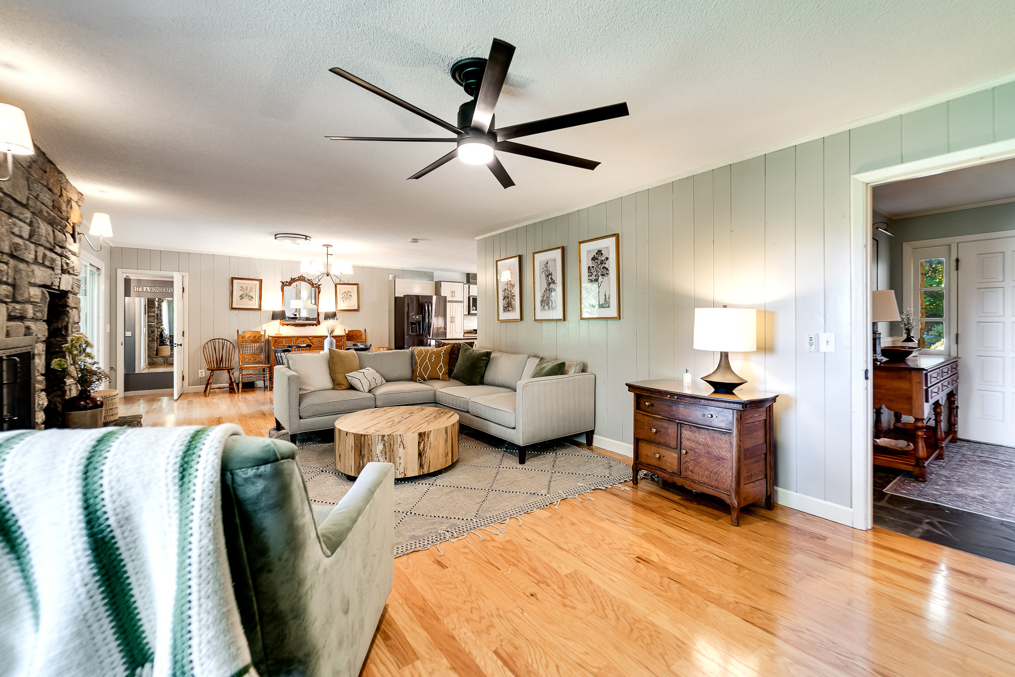 603 Hemlock Hills Drive