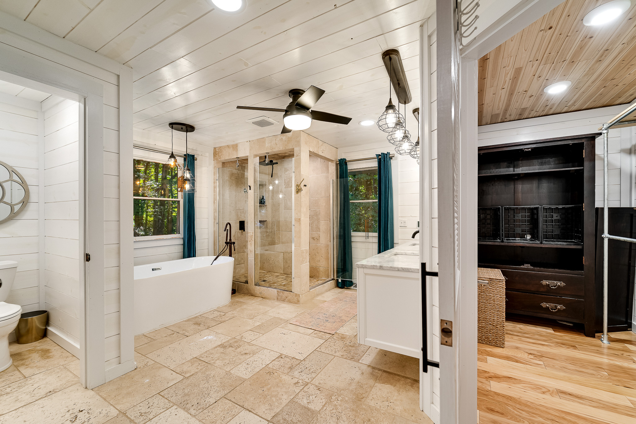 603 Hemlock Hills Drive