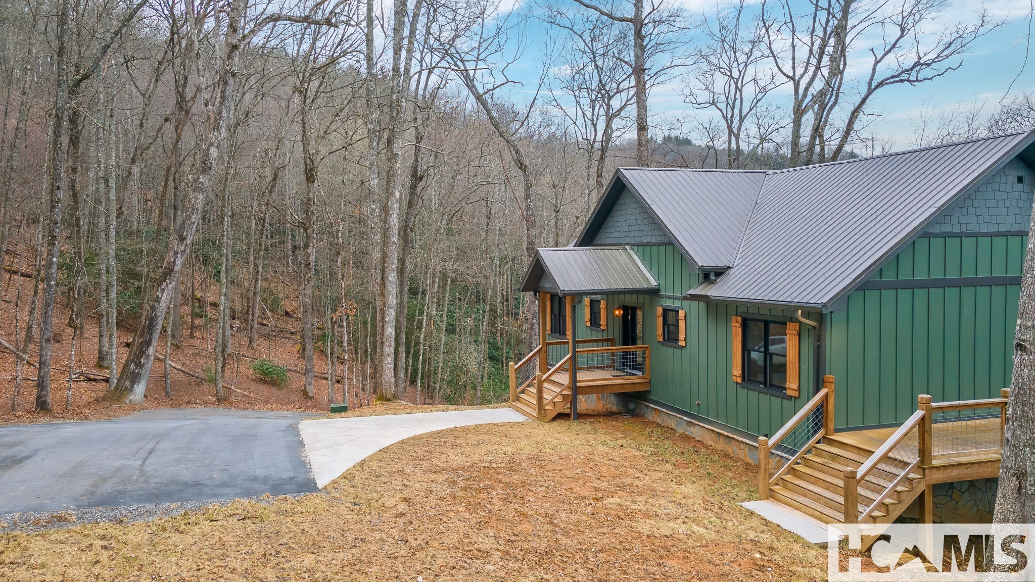 960 Woods Mountain Trail